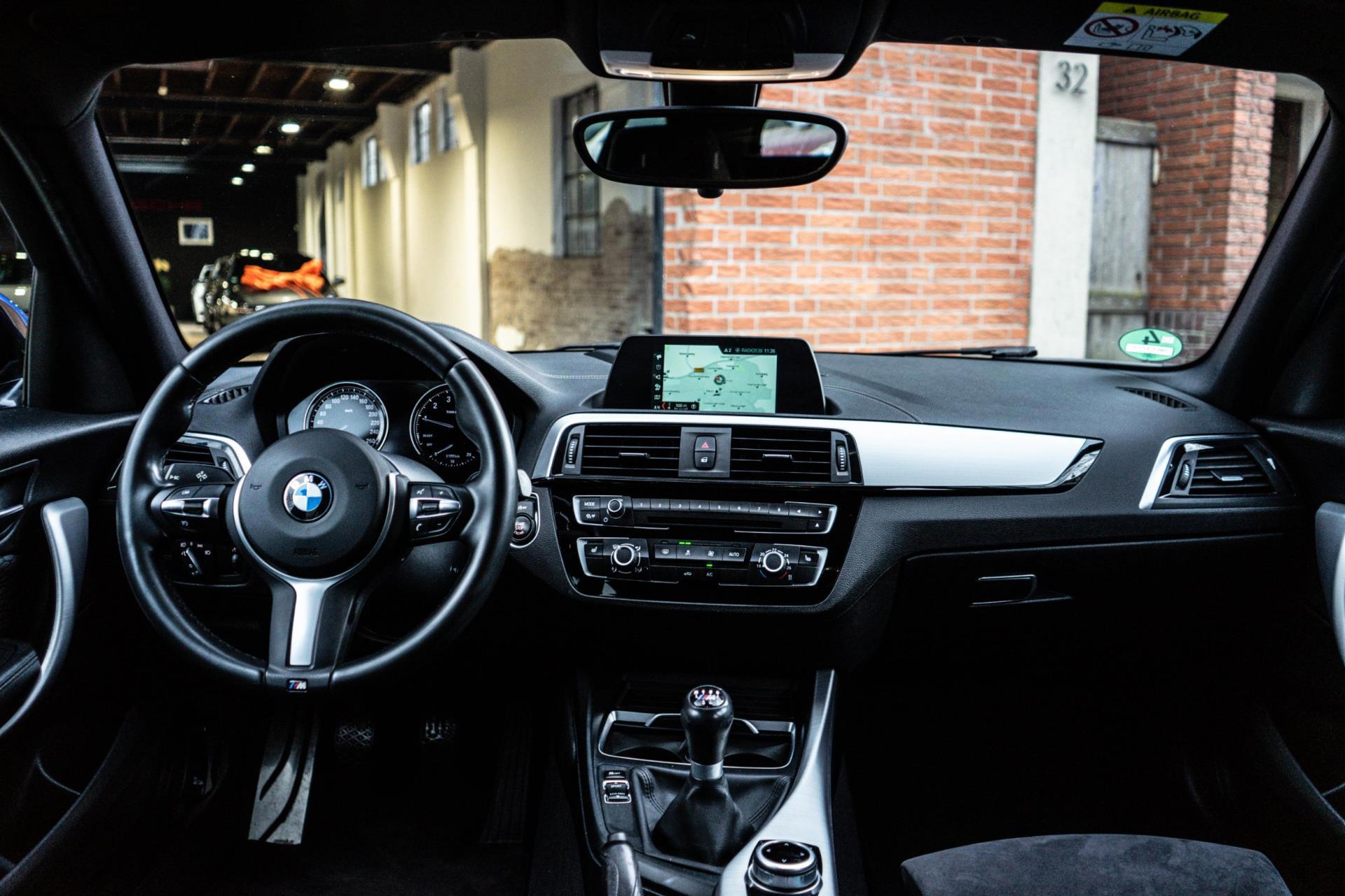 BMW 1-Serie 118i Edition M Sport Shadow Executive (2017), foto 11