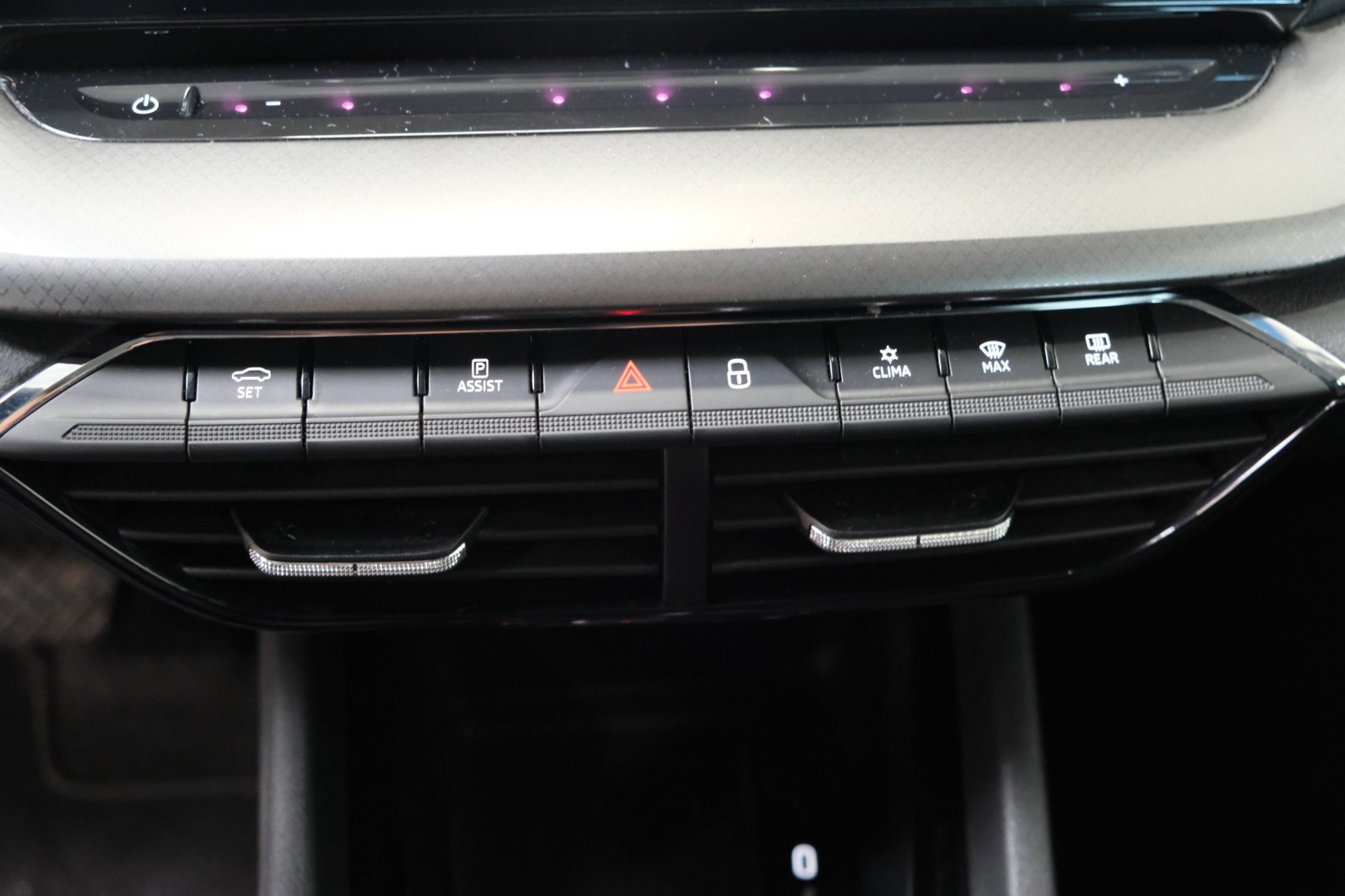 Skoda Octavia Combi 1.0 e-TSI Ambition (2023), foto 22