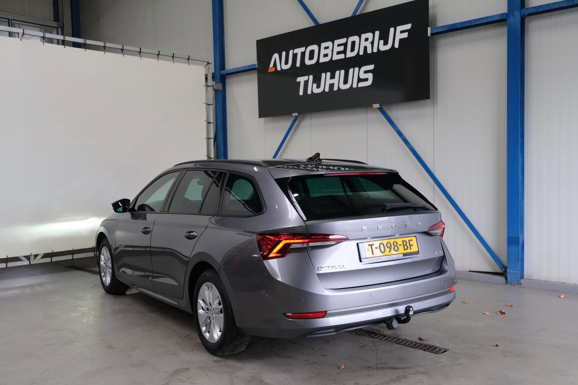 Skoda Octavia Combi 1.0 e-TSI Ambition (2023), foto 4
