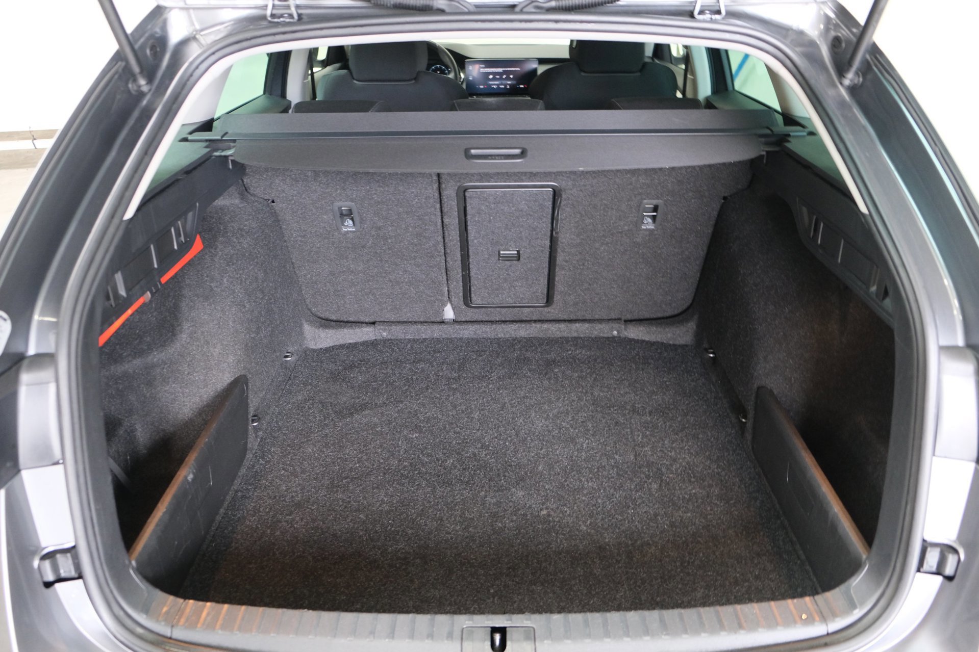 Skoda Octavia Combi 1.0 e-TSI Ambition (2023), foto 7