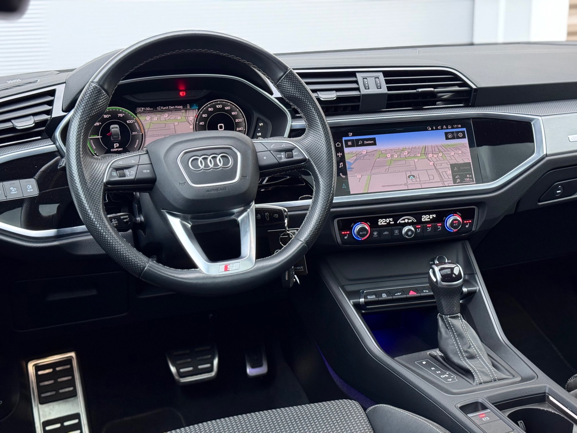 Audi Q3 Sportback 45 TFSI e S Edition (2022), foto 15