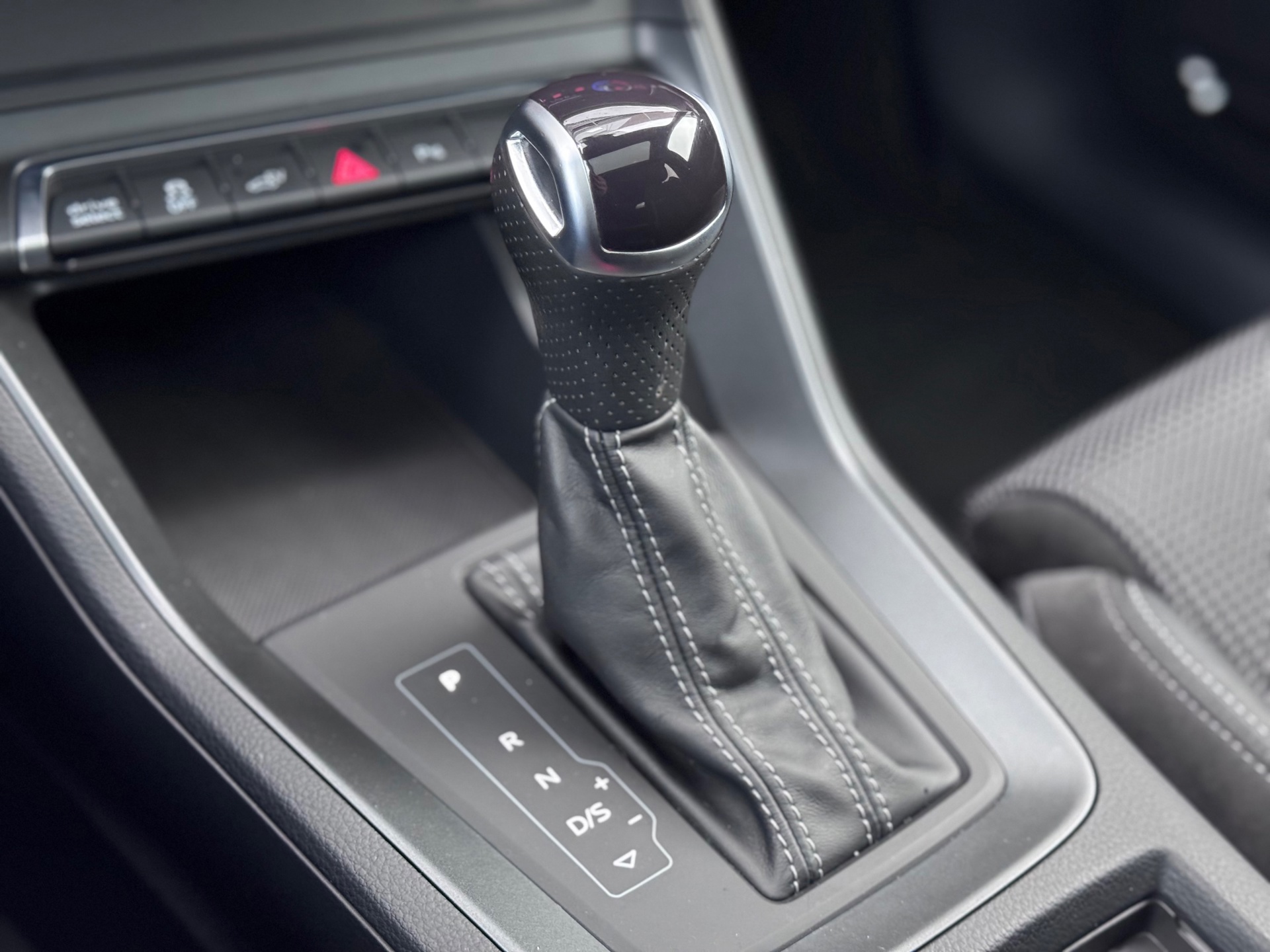 Audi Q3 Sportback 45 TFSI e S Edition (2022), foto 23