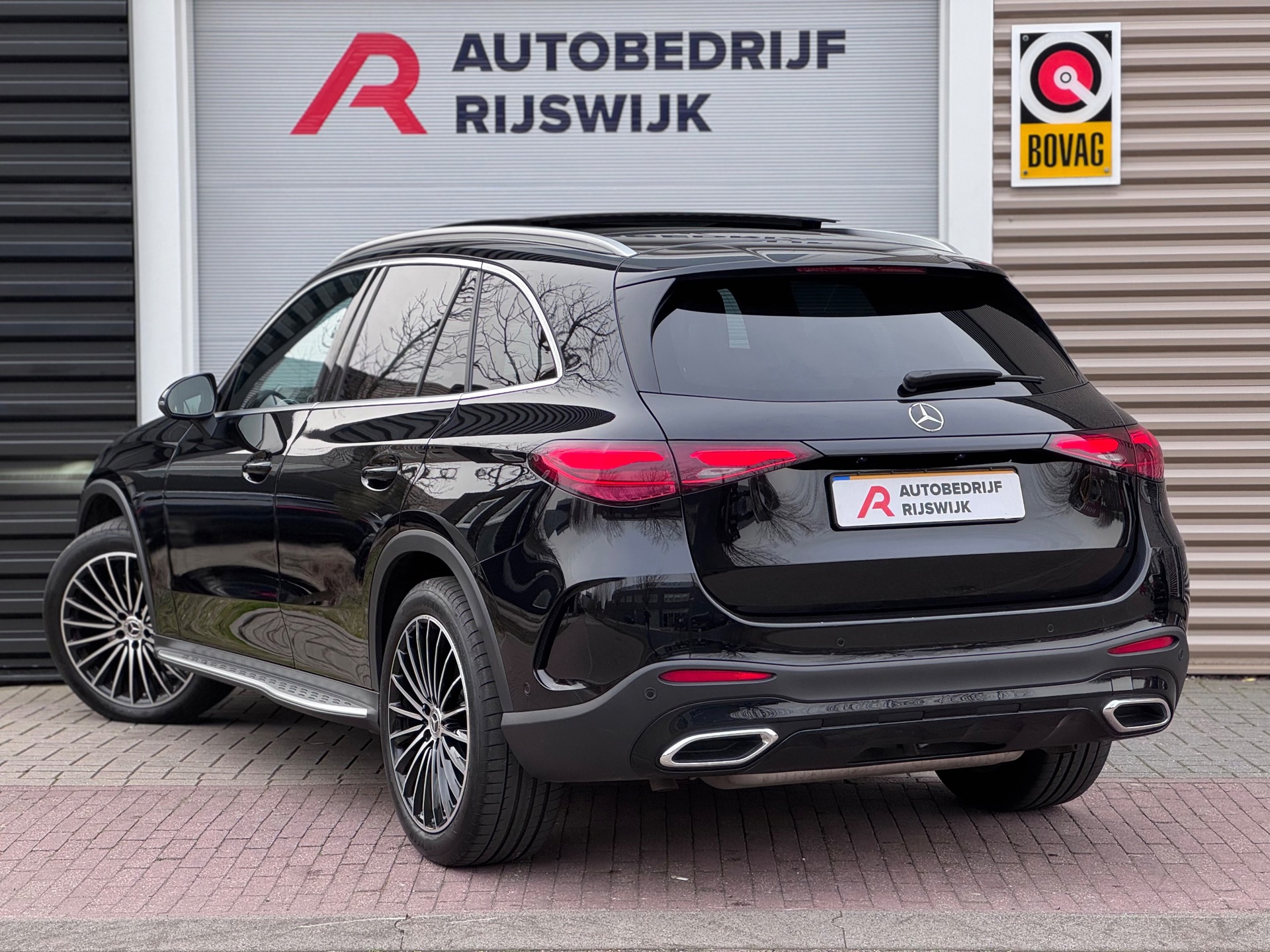 Mercedes-Benz GLC-klasse 200 4MATIC AMG Line (2024), foto 3