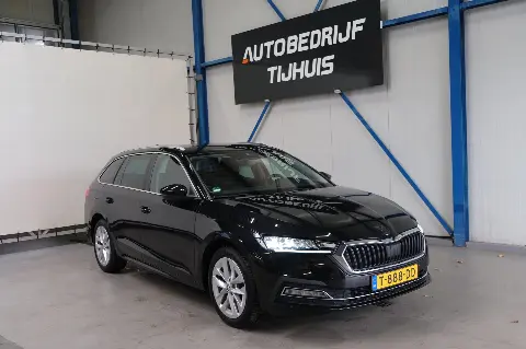 Skoda Octavia Combi 1.0 e-TSI Business Edition (2023)