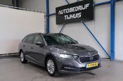 Skoda Octavia Combi 1.0 e-TSI Ambition (2023)