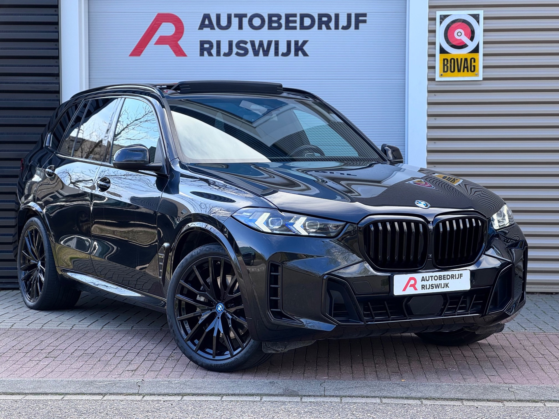BMW X5 XDrive50e Skylounge (2023), foto 6