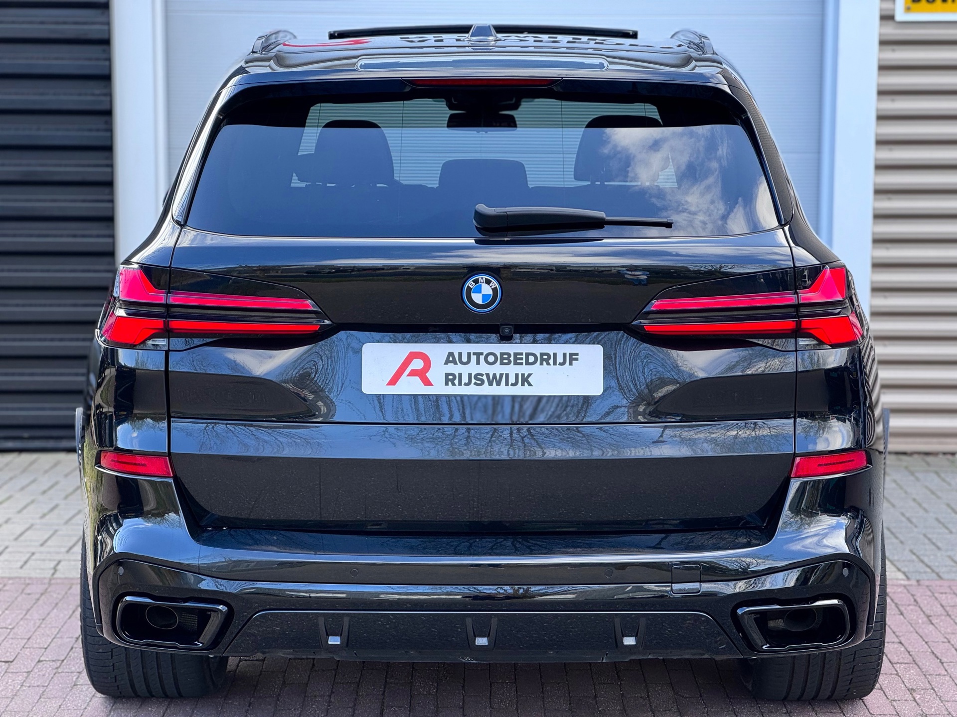 BMW X5 XDrive50e Skylounge (2023), foto 8
