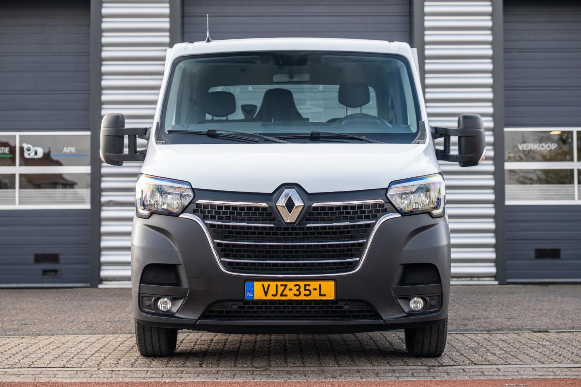 Renault Master T35 2.3 dCi 180 L3 Energy (2021), foto 2