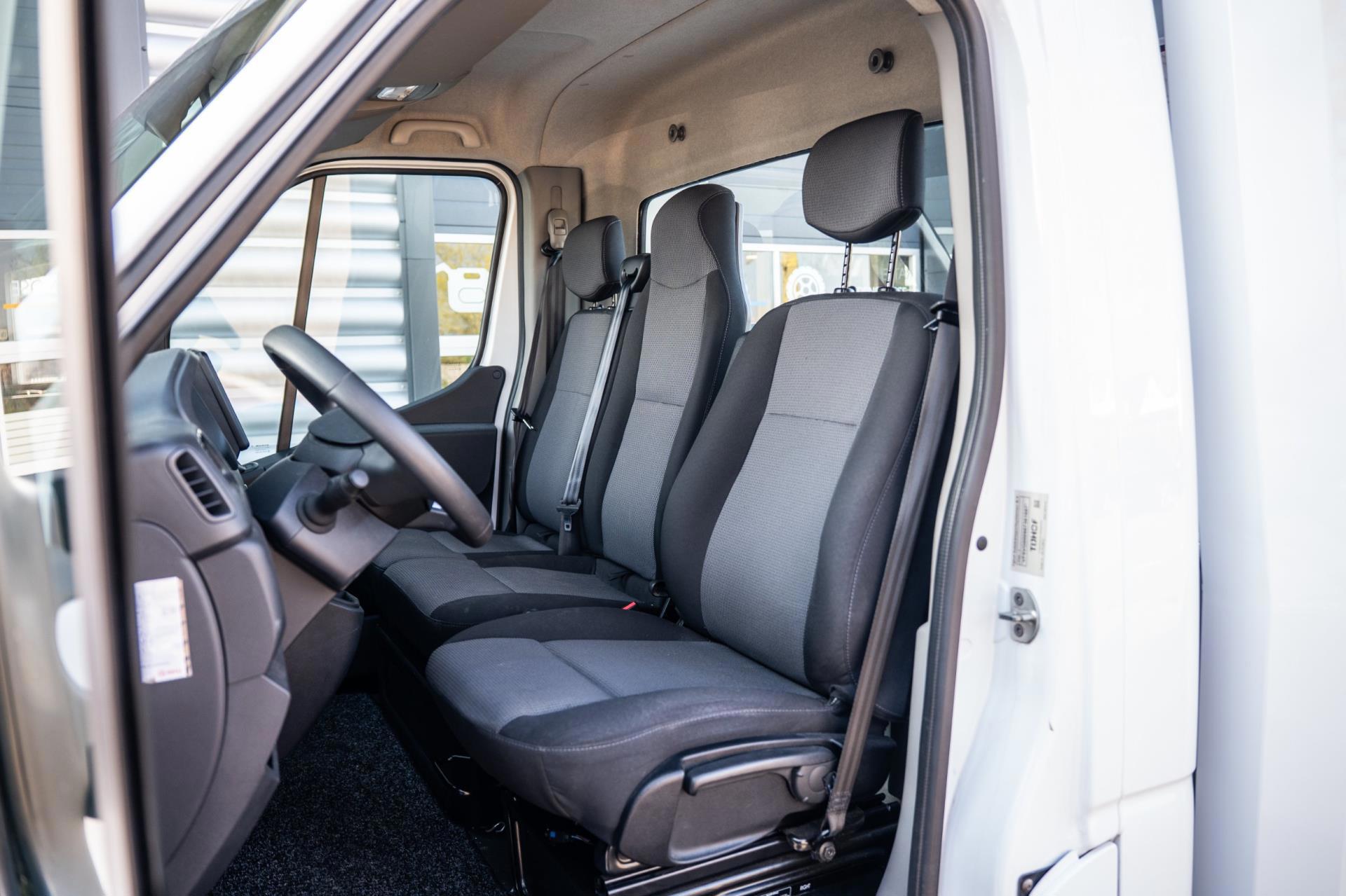 Renault Master T35 2.3 dCi 180 L3 Energy (2021), foto 9