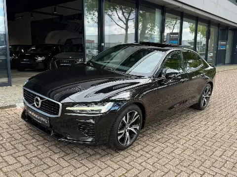 Volvo S60 2.0 T8 AWD Twin Engine R-Design (2020)