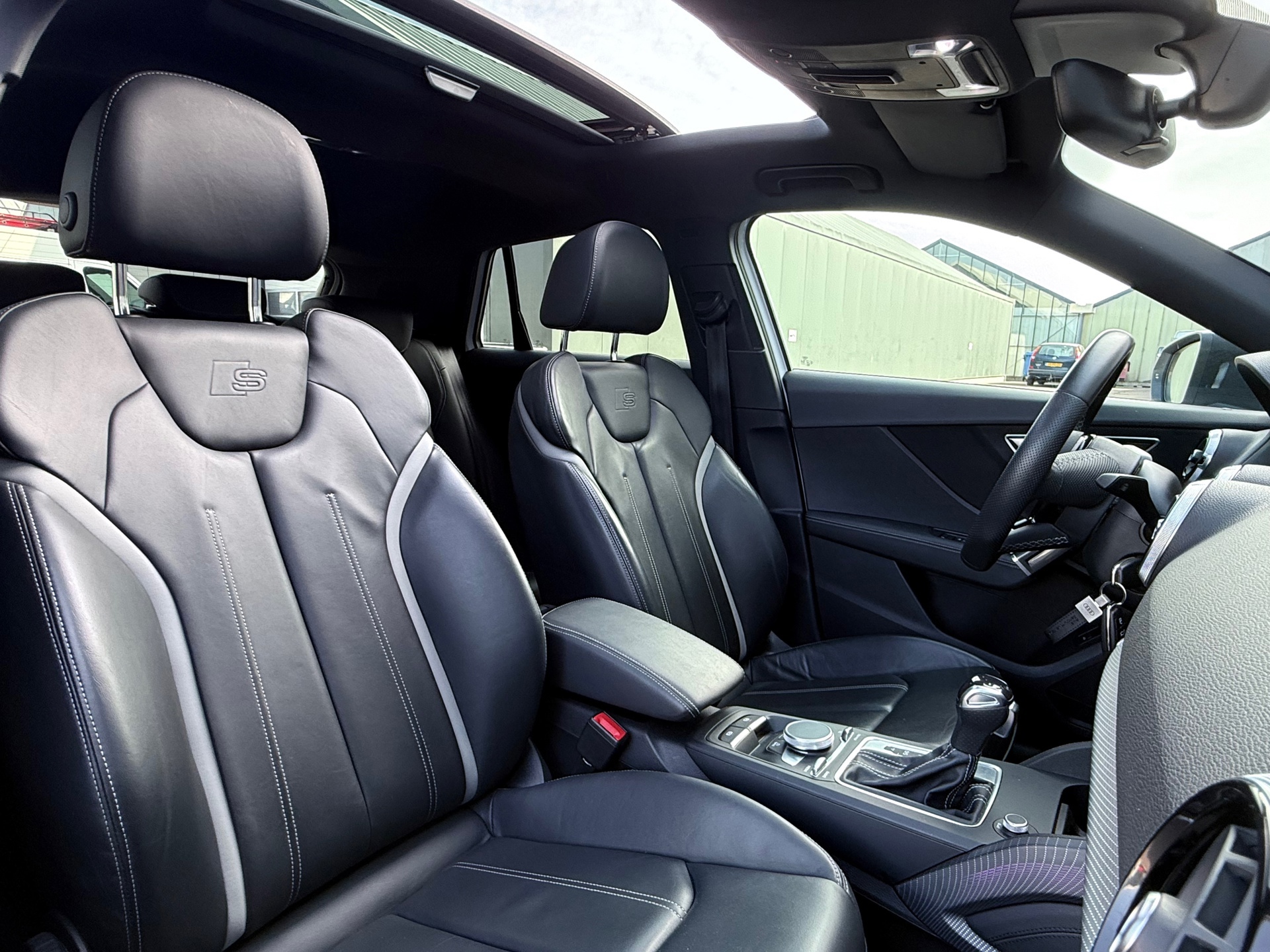Audi Q2 35 TFSI 3x S-Line (2022), foto 13