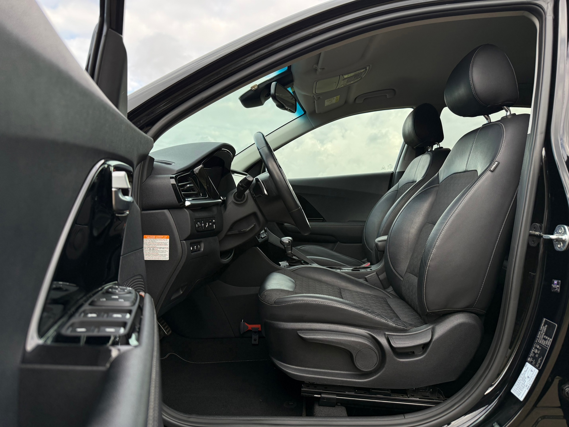 Kia Niro 1.6 GDi Plug-In DynamicPlusLine (2020), foto 6