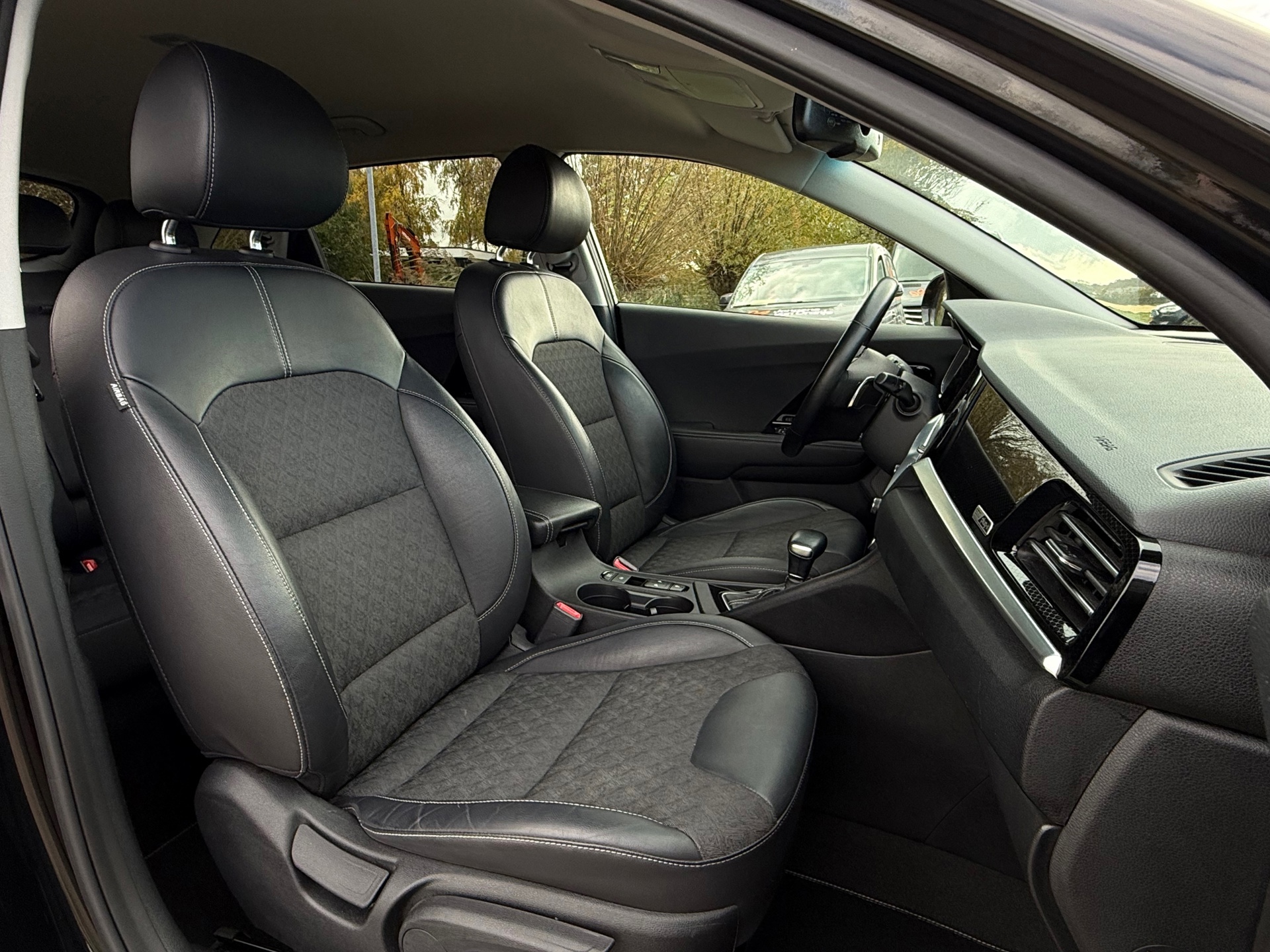 Kia Niro 1.6 GDi Plug-In DynamicPlusLine (2020), foto 10