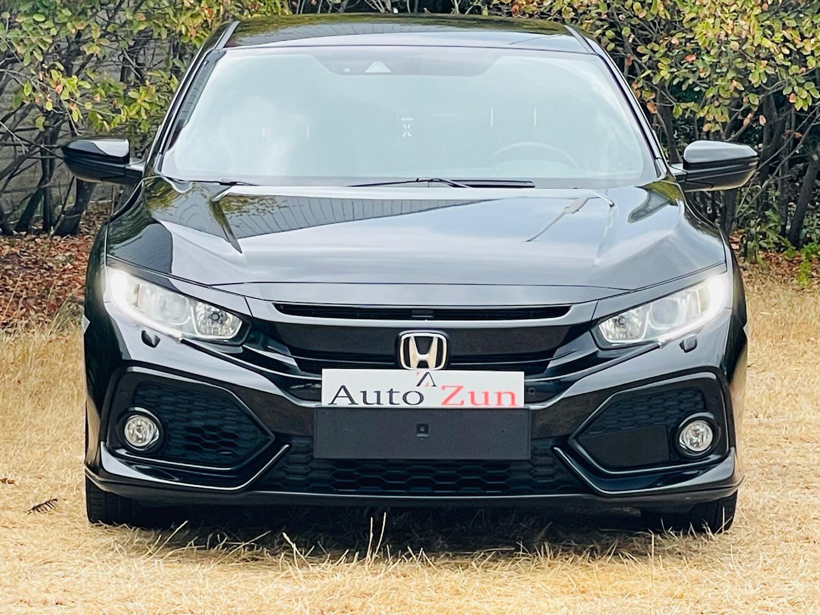 Honda Civic 1.0 i-VTEC Elegance (2018), foto 2