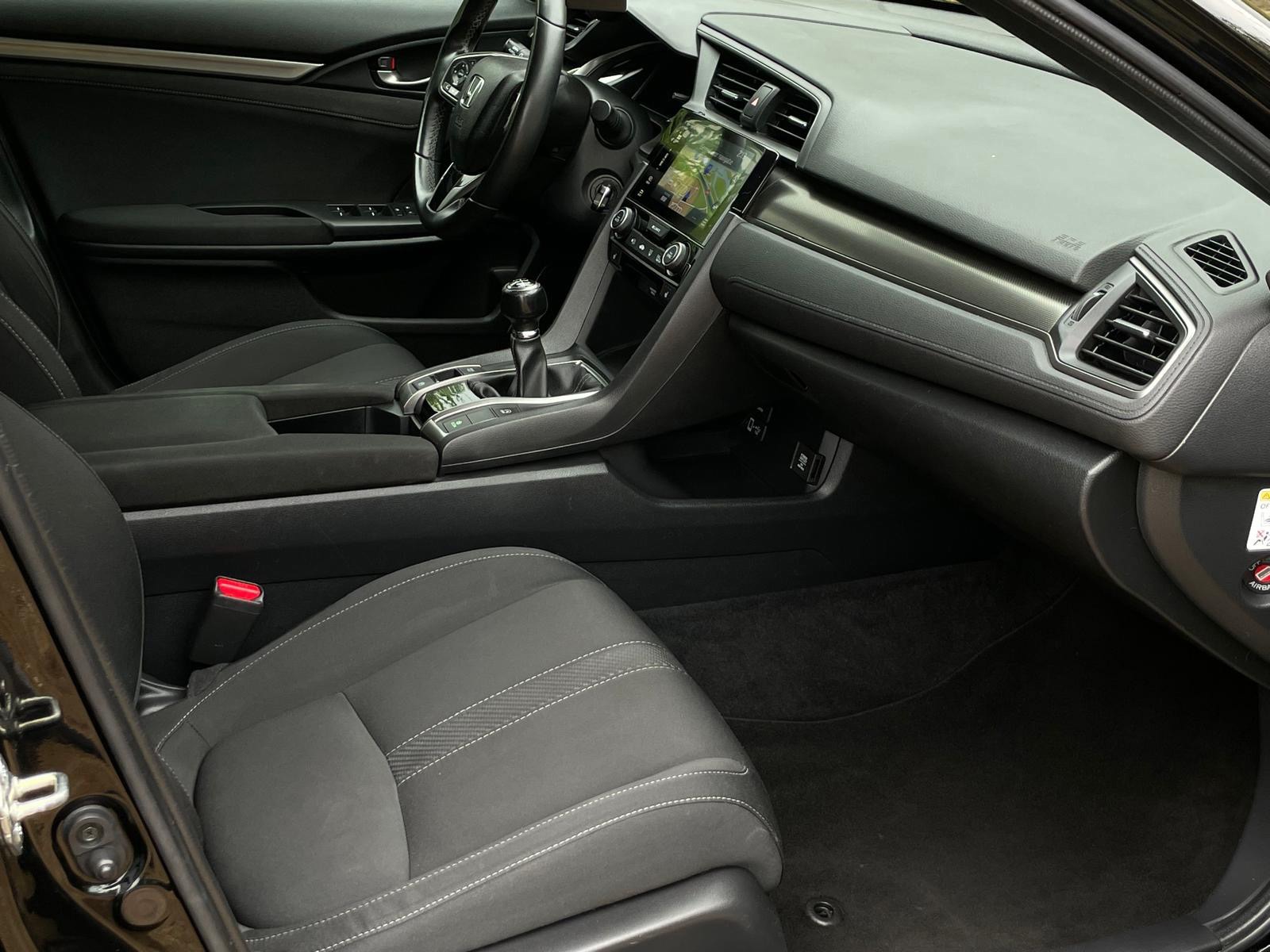 Honda Civic 1.0 i-VTEC Elegance (2018), foto 12