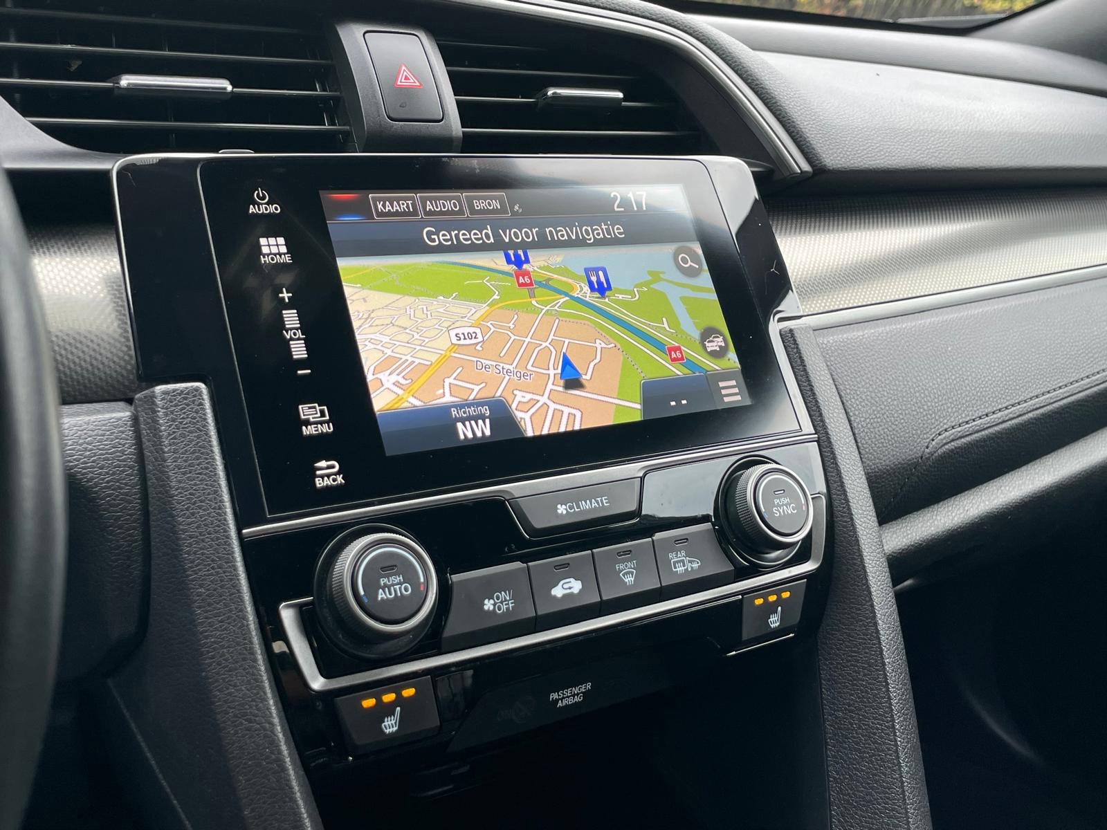 Honda Civic 1.0 i-VTEC Elegance (2018), foto 19