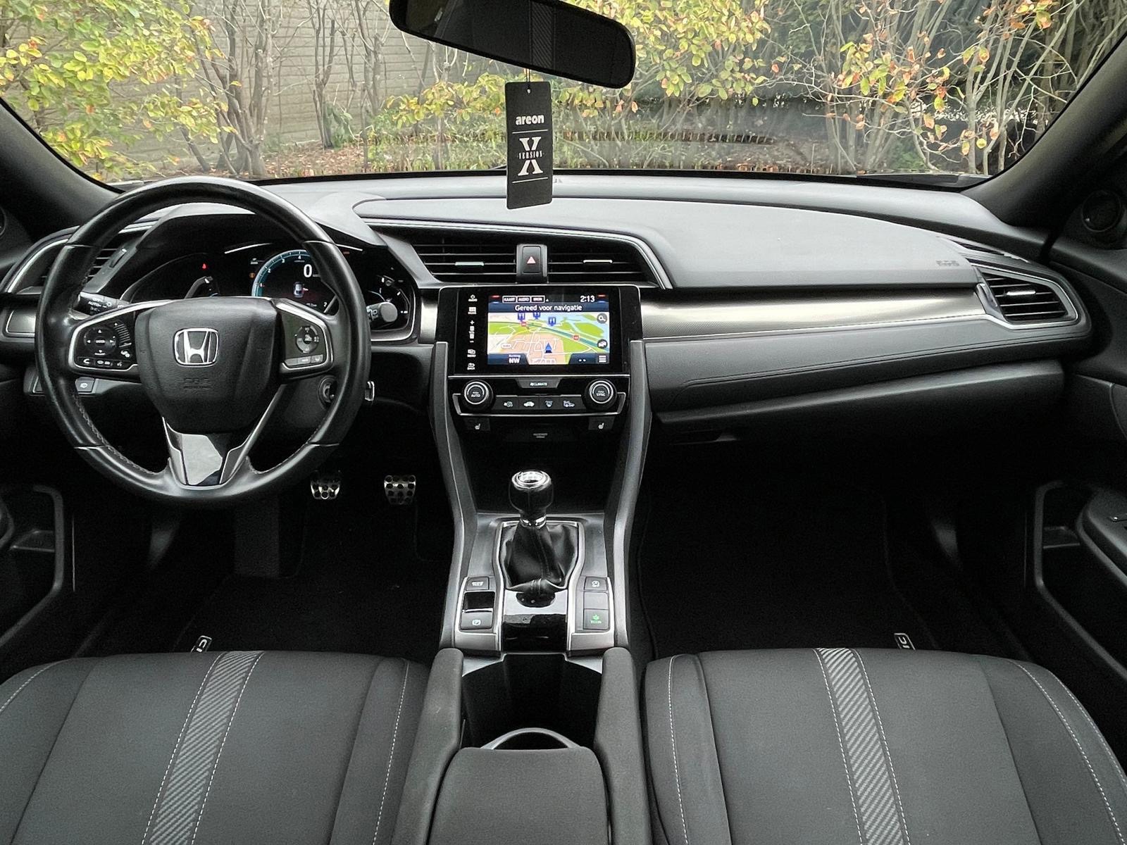 Honda Civic 1.0 i-VTEC Elegance (2018), foto 7
