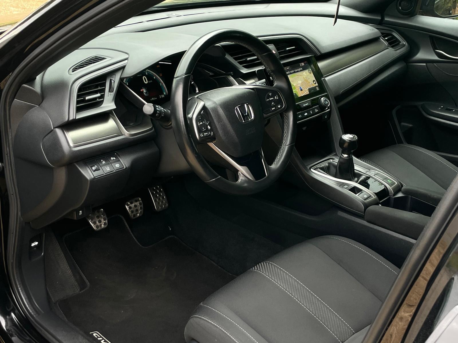 Honda Civic 1.0 i-VTEC Elegance (2018), foto 8