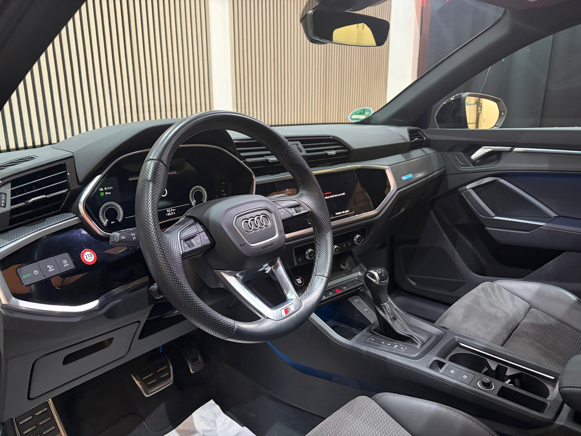 Audi Q3 Sportback 45 TFSI e S Edition S (2022), foto 18