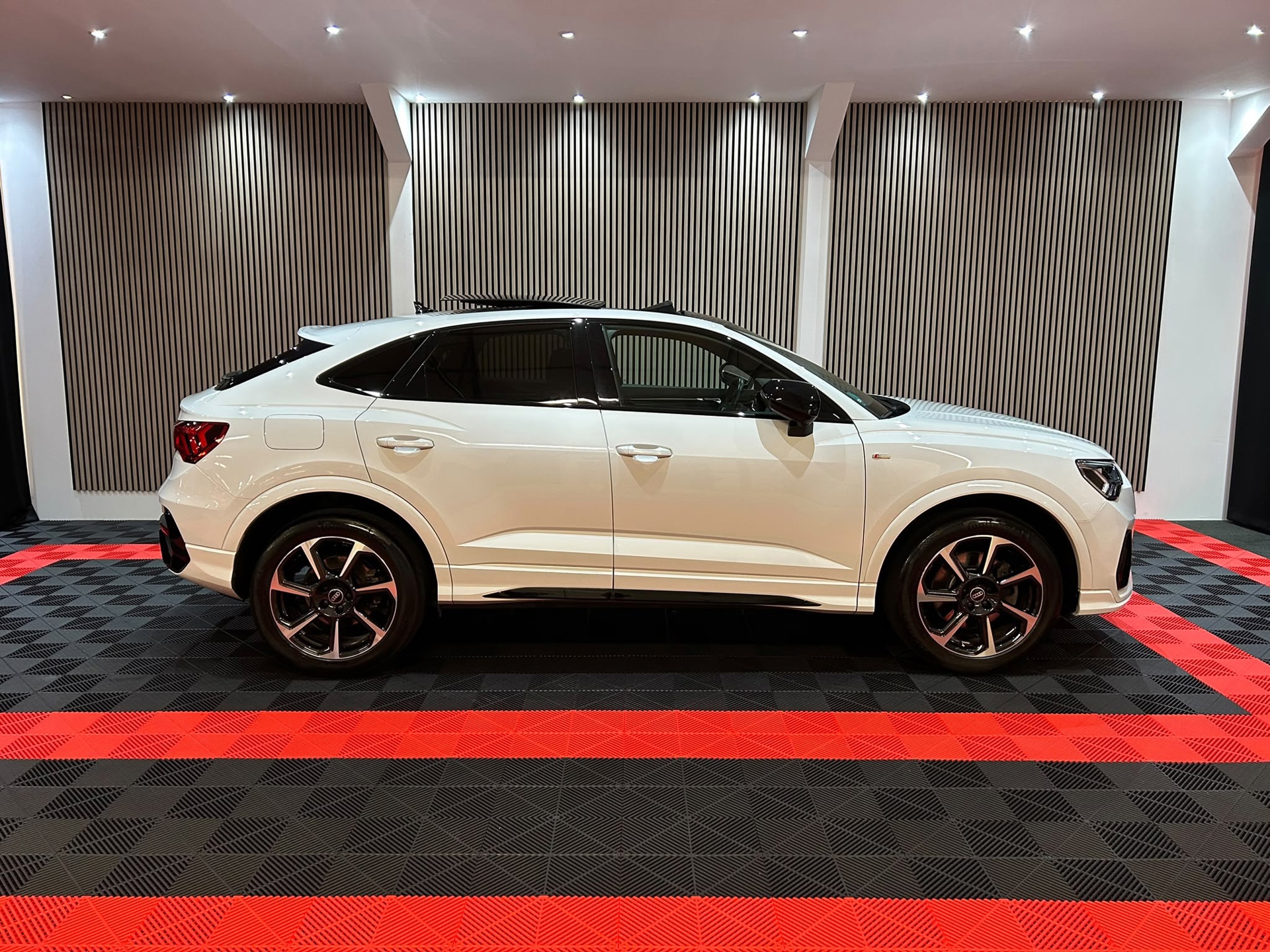 Audi Q3 Sportback 45 TFSI e S Edition S (2022), foto 3