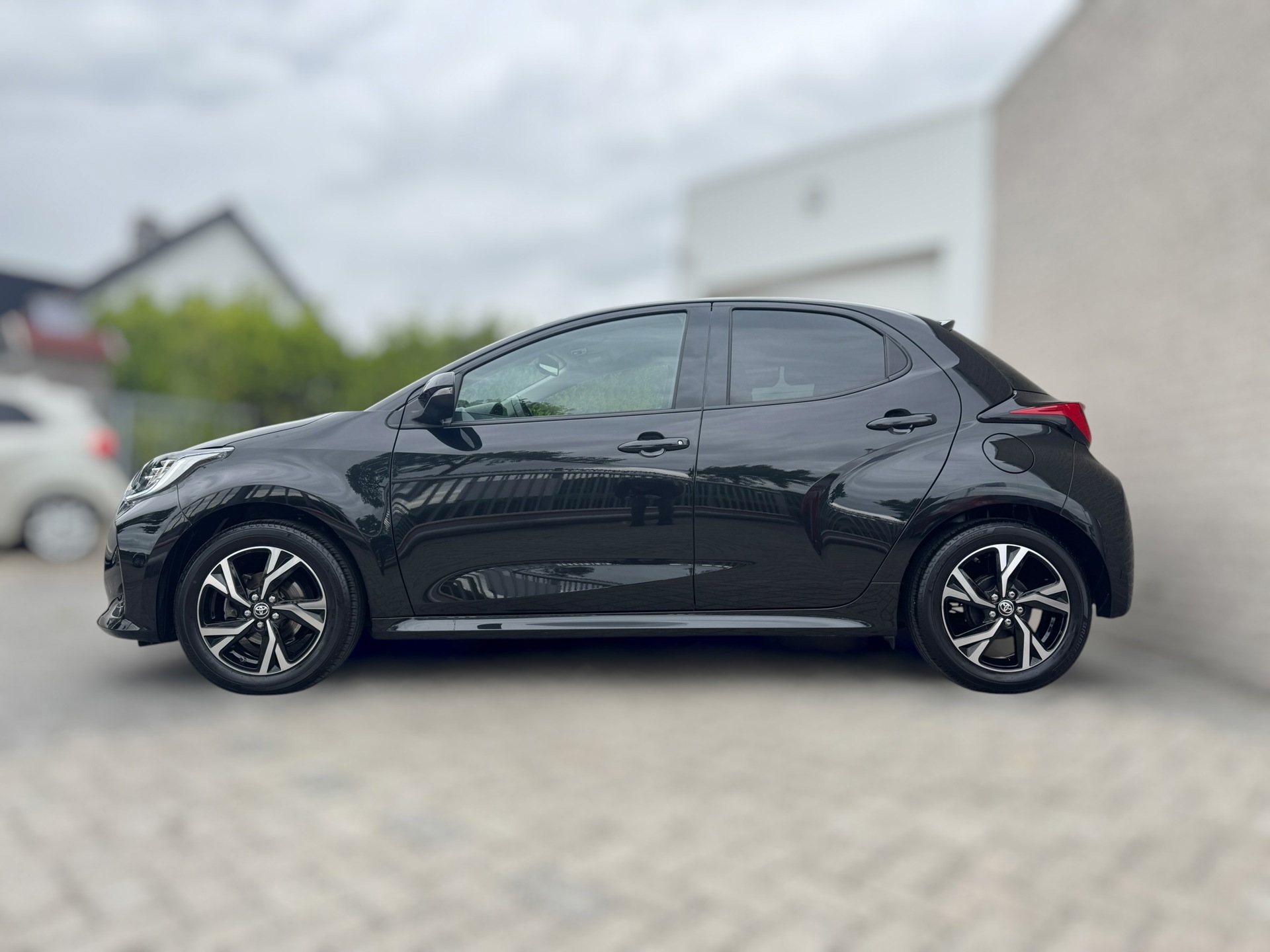 Toyota Yaris 1.5 VVT-i First Edition (2024), foto 4