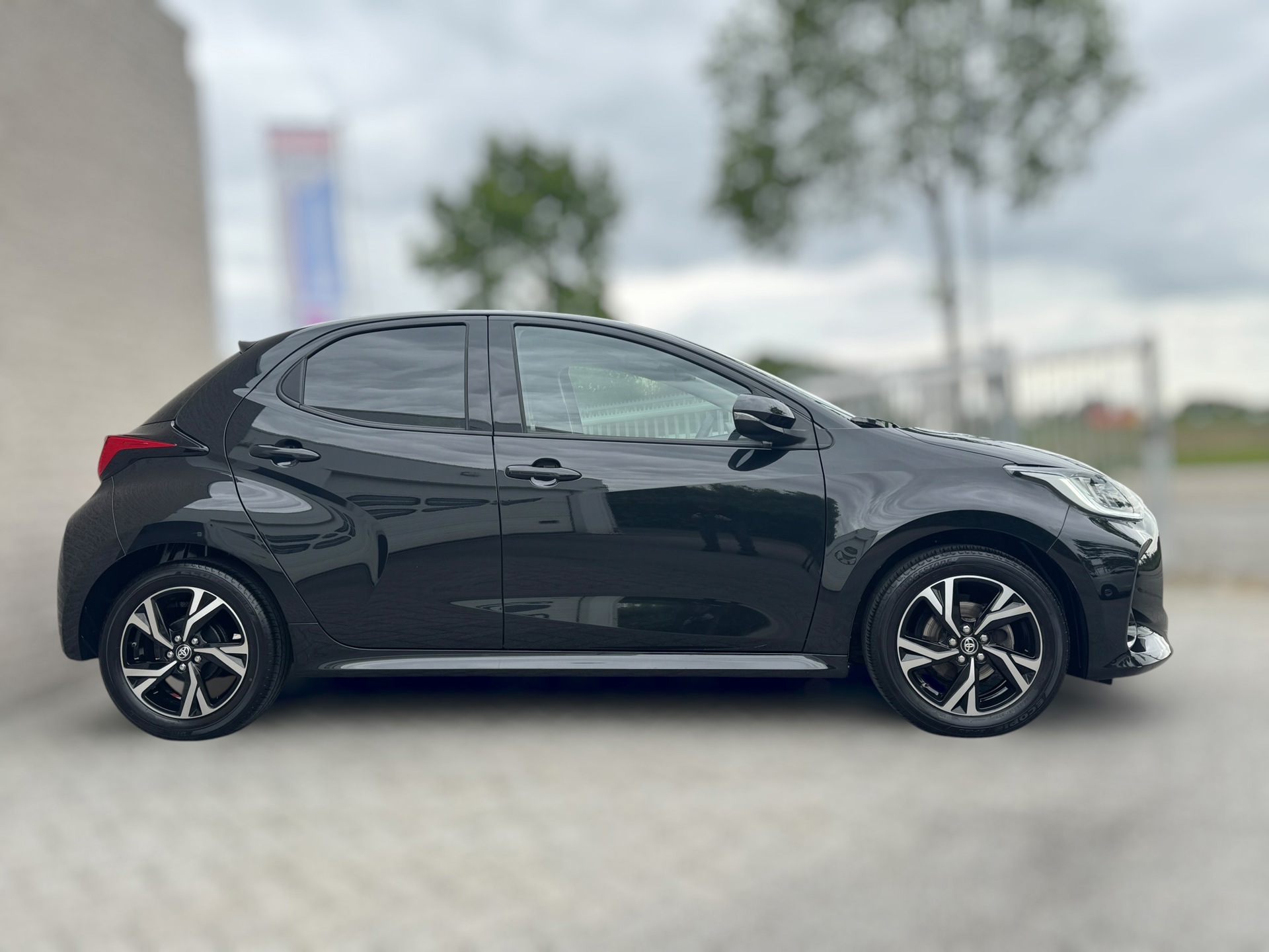 Toyota Yaris 1.5 VVT-i First Edition (2024), foto 7