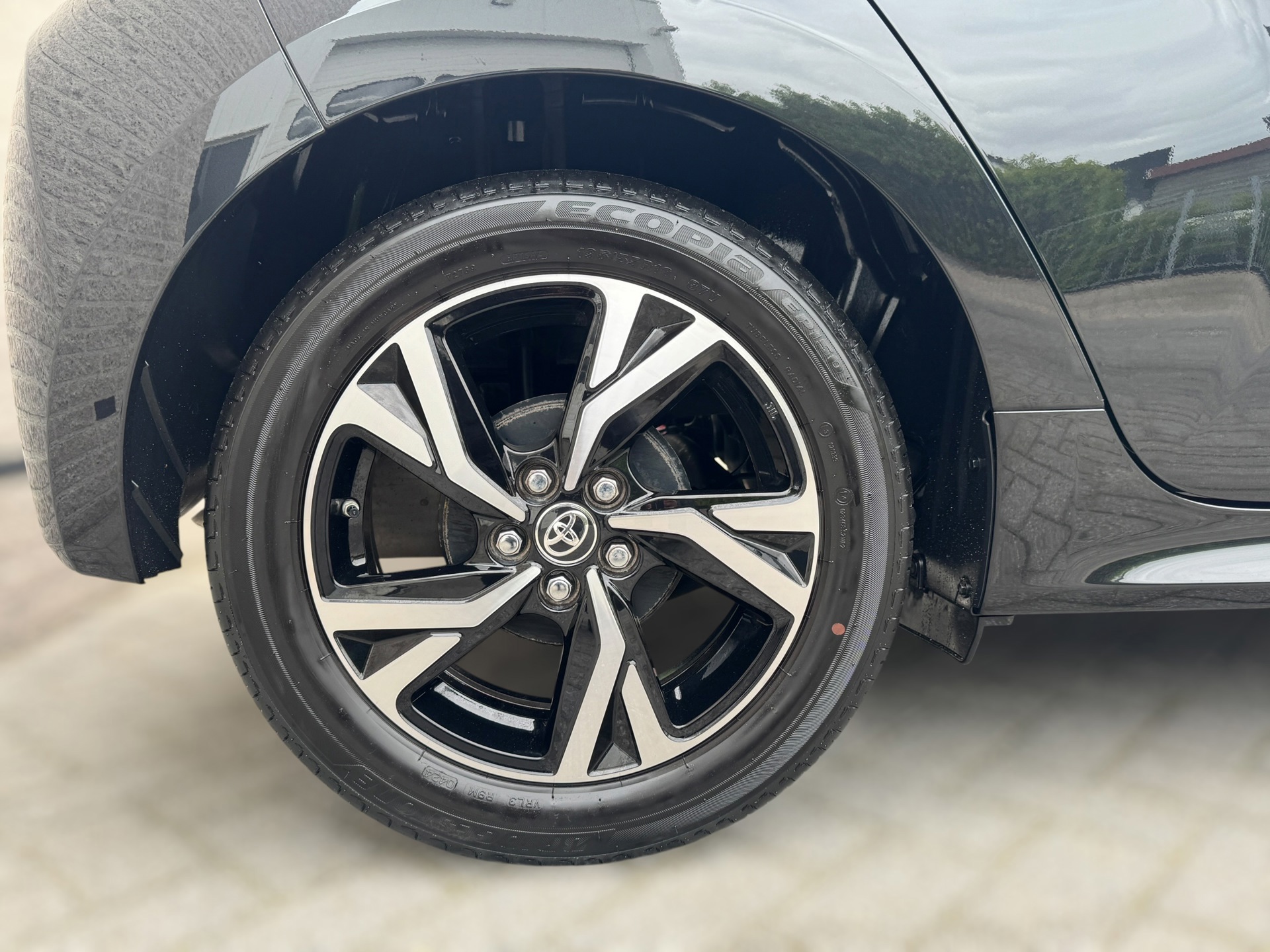 Toyota Yaris 1.5 VVT-i First Edition (2024), foto 8