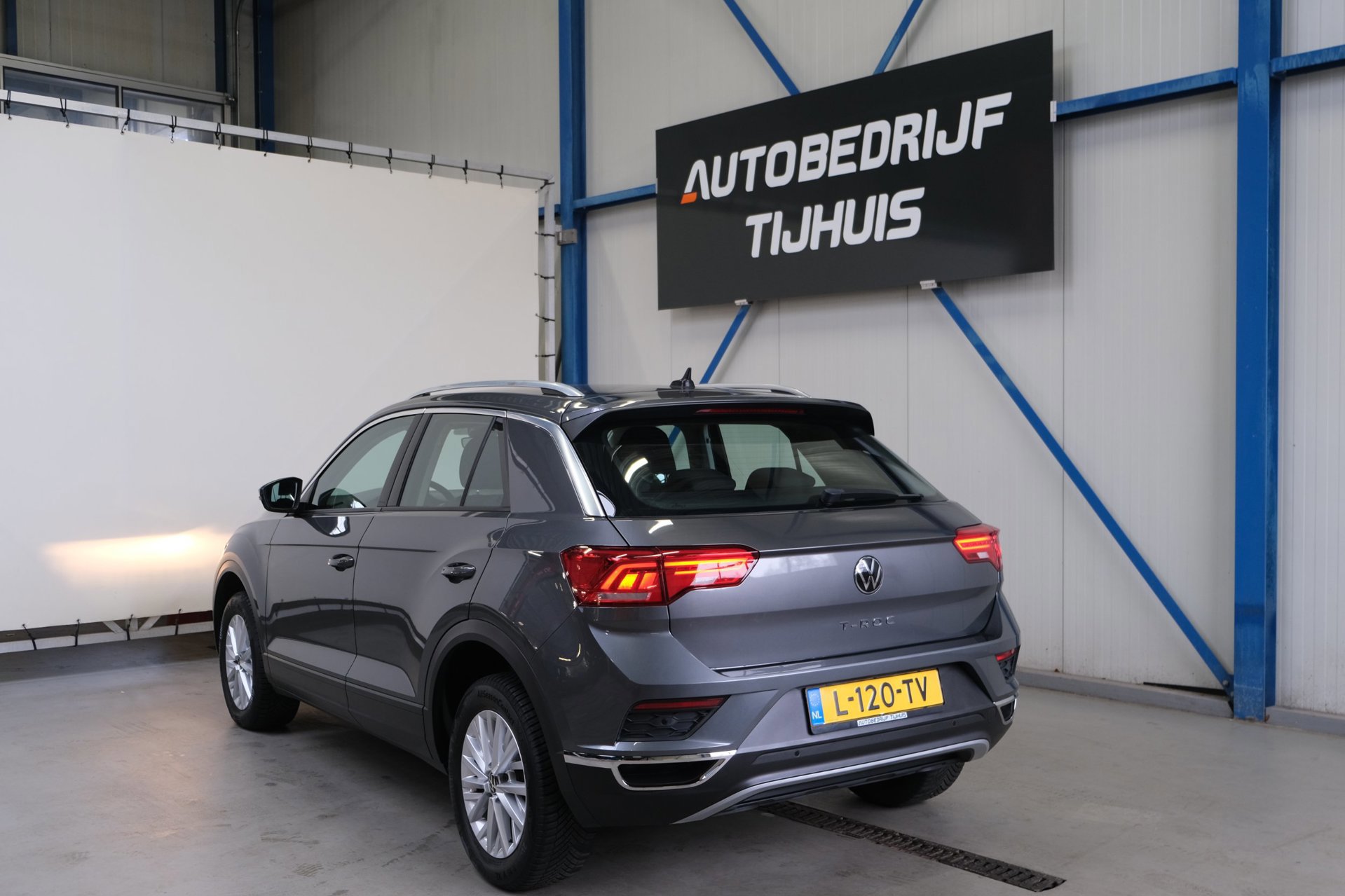 Volkswagen T-Roc 1.5 TSI Style Business (2021), foto 4