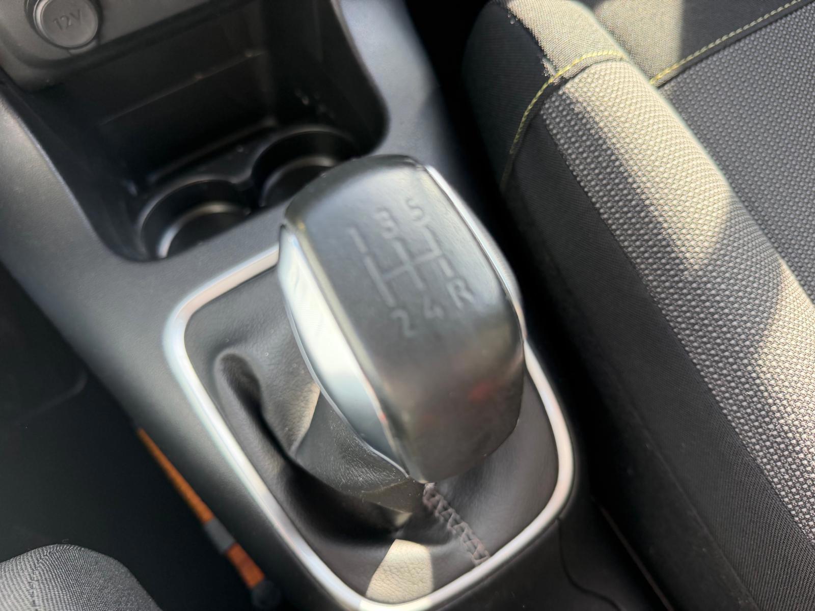 Citroen C3 1.2 PureTech ELLE (2018), foto 18