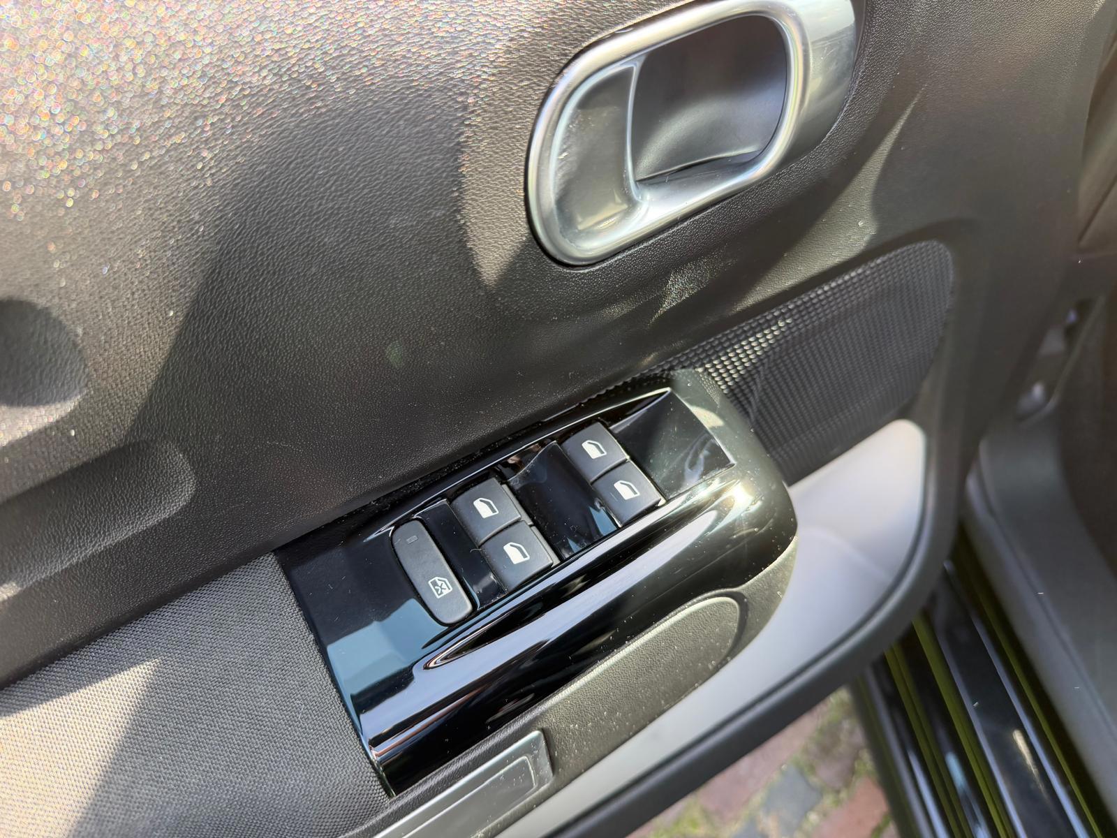 Citroen C3 1.2 PureTech ELLE (2018), foto 20