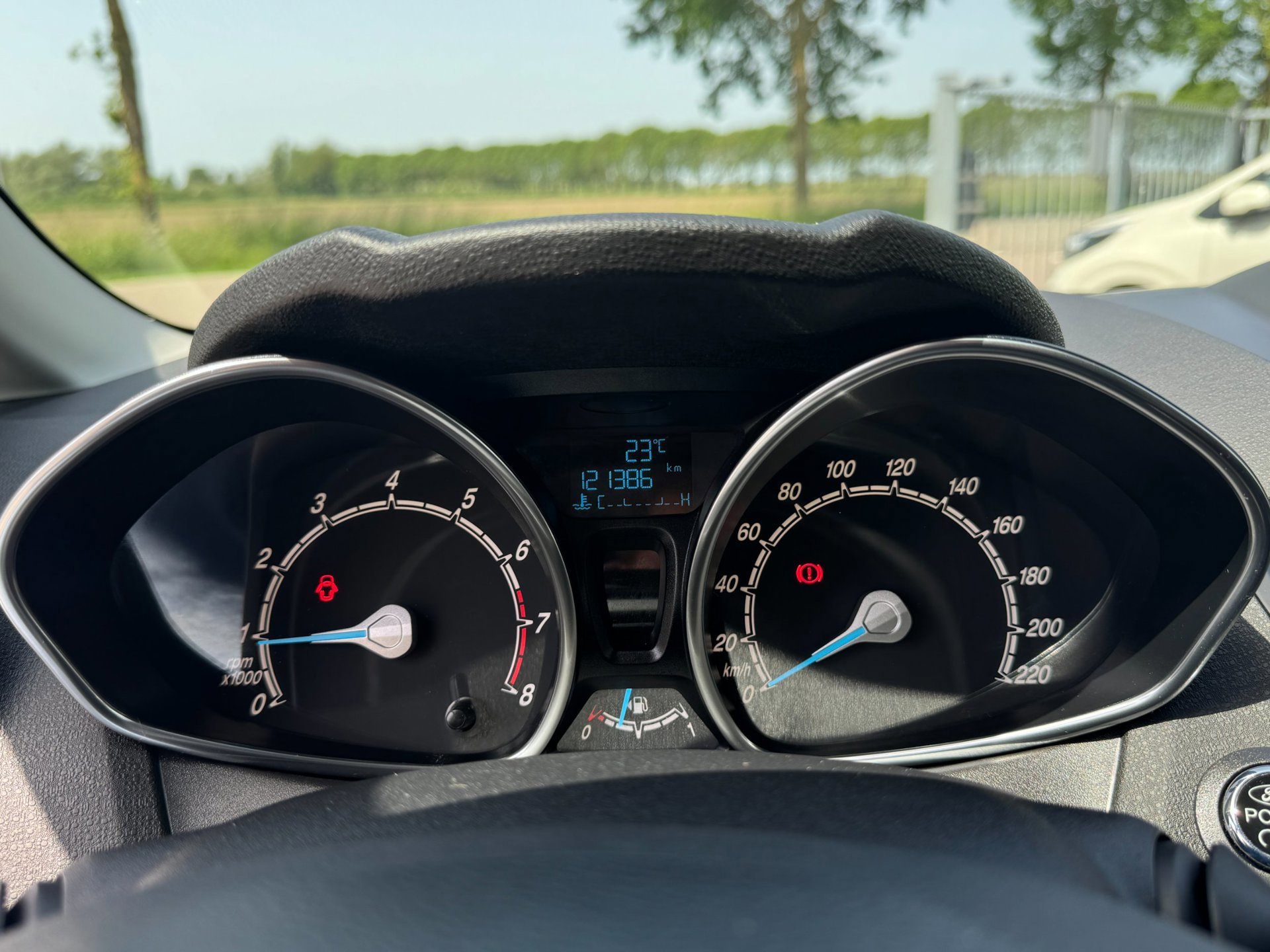 Ford Fiesta 1.0 EcoBoost Titanium 1E (2016), foto 14