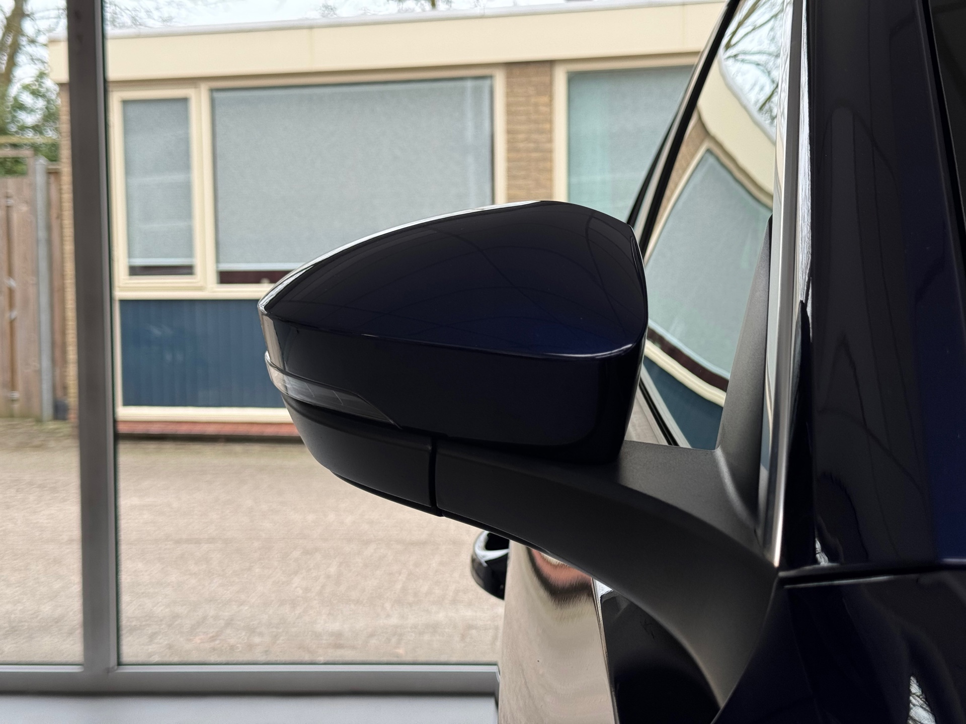 Volkswagen T-Roc 1.5 TSI Sport (2018), foto 33