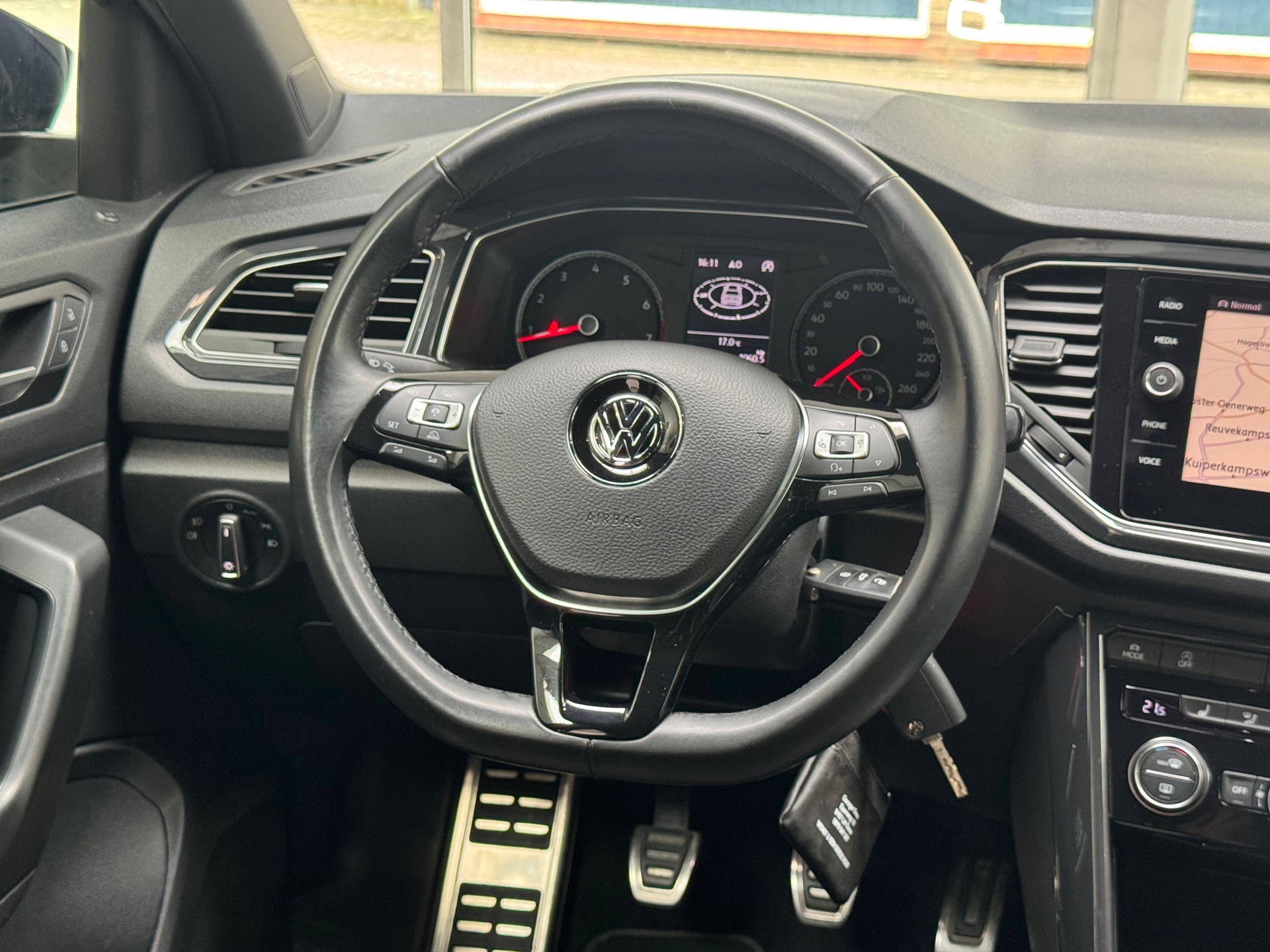 Volkswagen T-Roc 1.5 TSI Sport (2018), foto 10