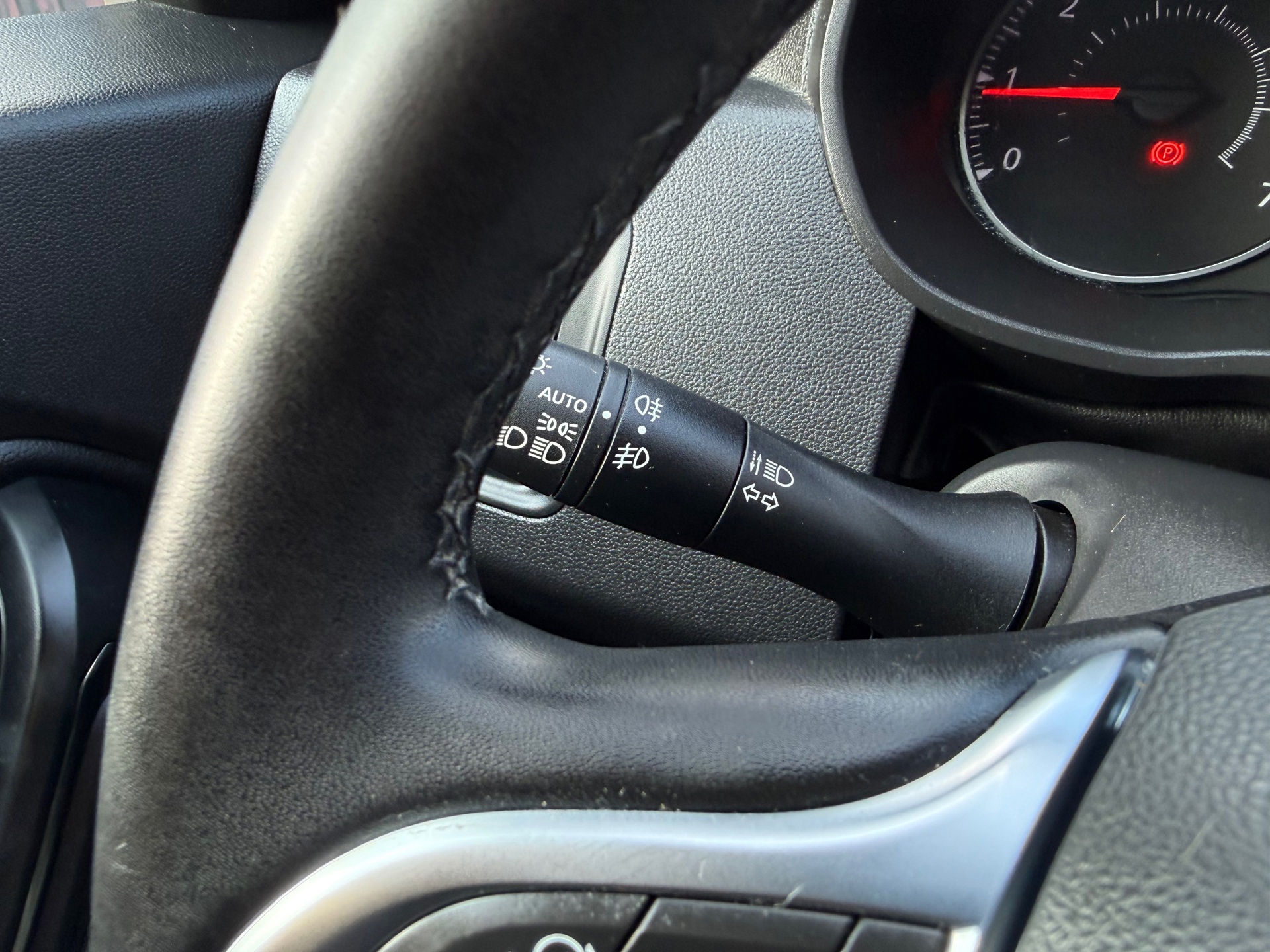 Dacia Duster 1.2 TCe Prestige (2018), foto 15