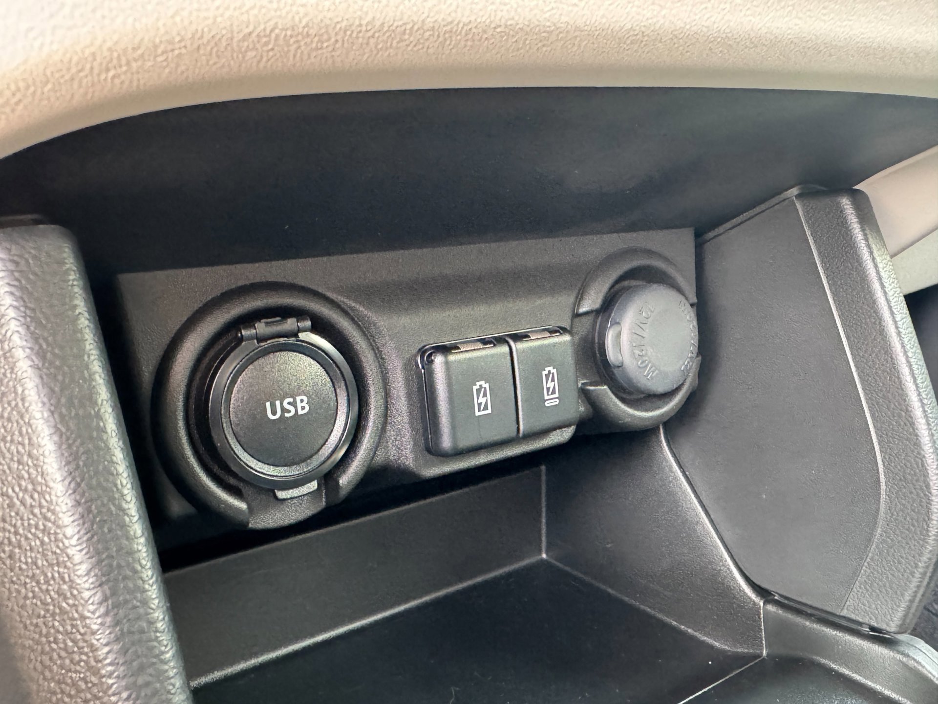 Suzuki Swift 1.2 Select Smart Hybrid CAMERA (2026), foto 29