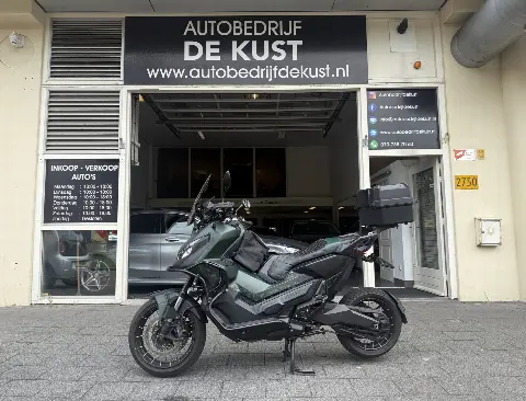 Honda Scooter NC 750 X-ADV 2020 AKRAPOVIC (2020)