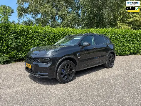 Lynk & Co 01 1.5 Plug-in Black Edition (2022)