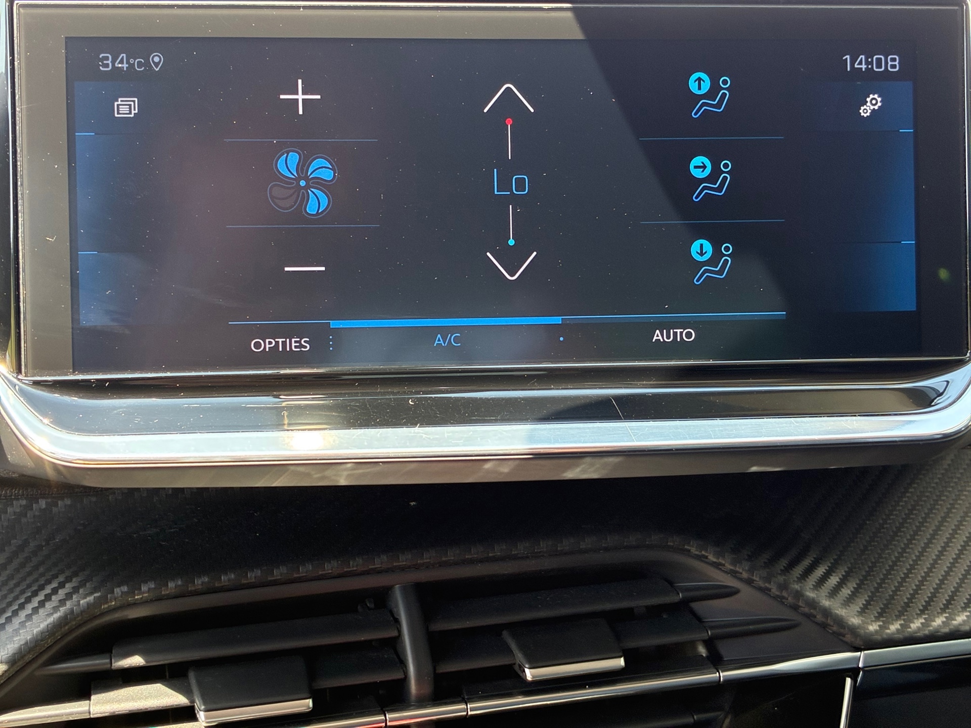Peugeot 2008 1.2 PureTech Blue Lease Allure (2020), foto 18