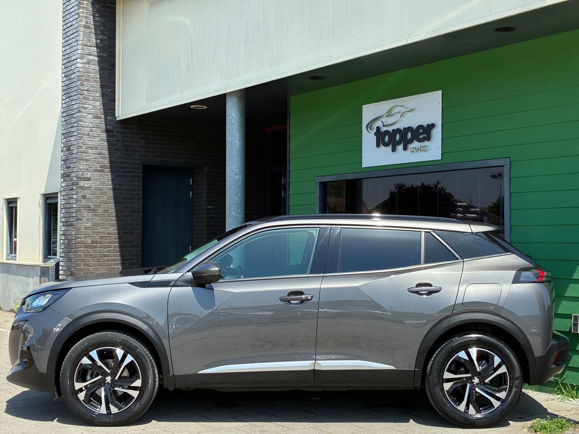 Peugeot 2008 1.2 PureTech Blue Lease Allure (2020), foto 6