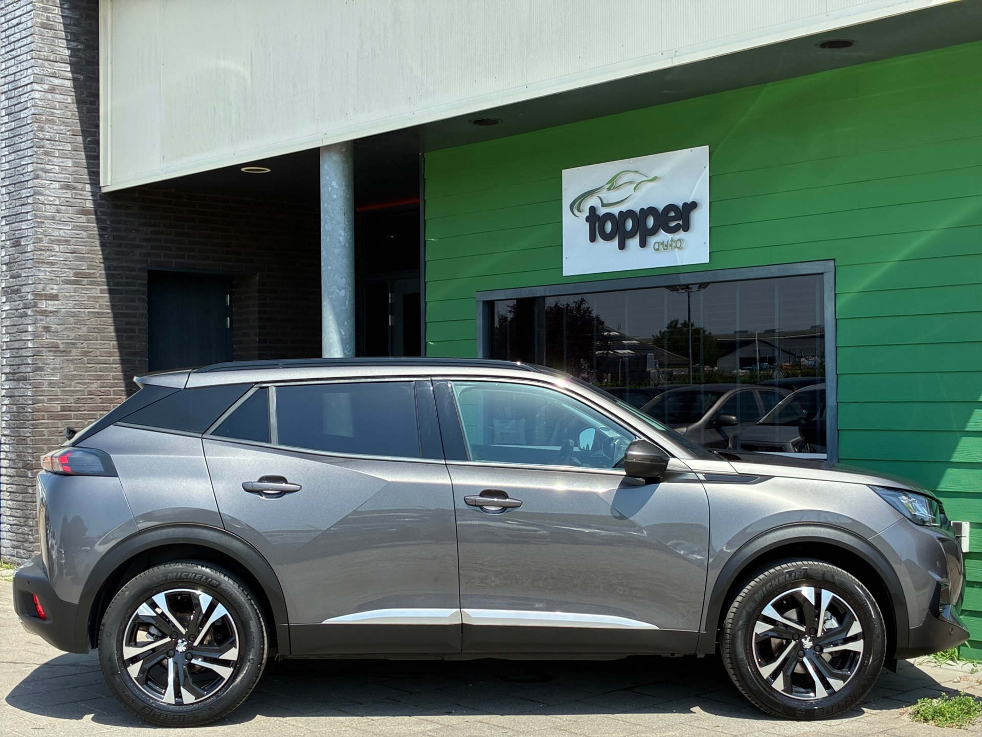 Peugeot 2008 1.2 PureTech Blue Lease Allure (2020), foto 7