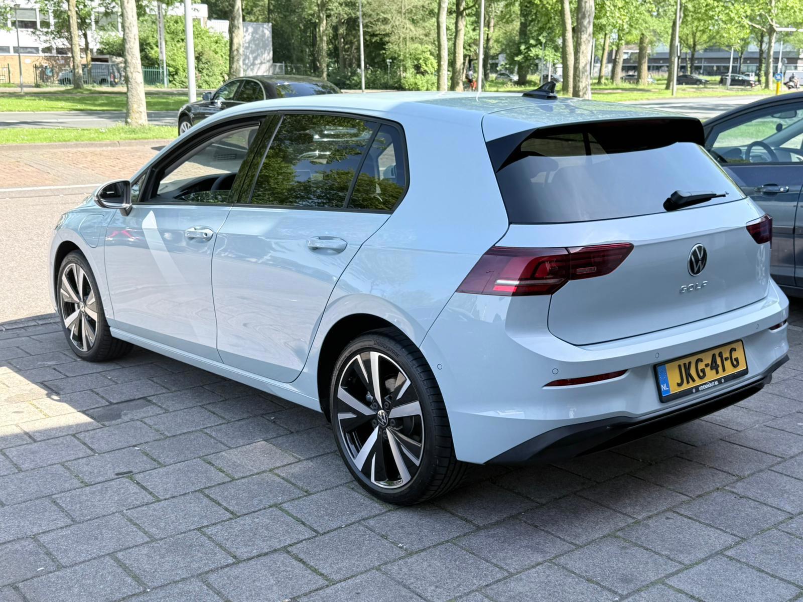 Volkswagen Golf 1.5 eHybrid Life Edition (2025), foto 2