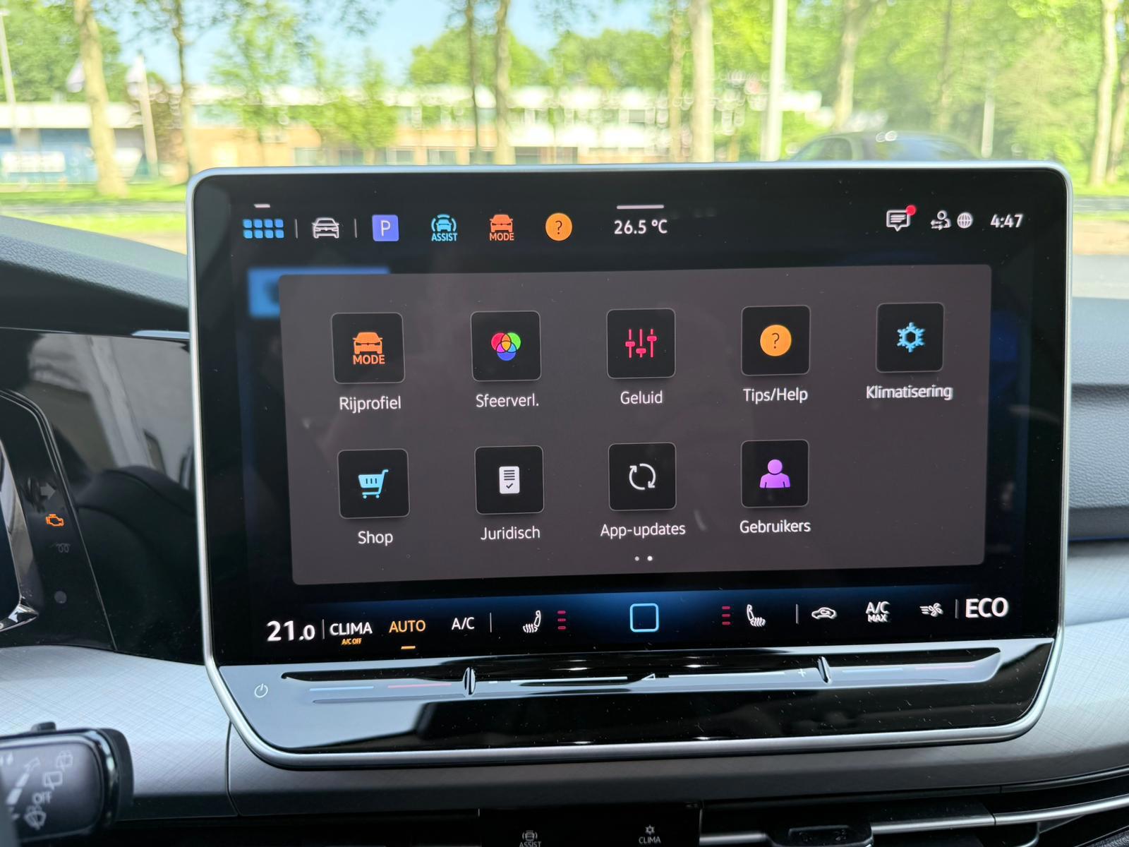 Volkswagen Golf 1.5 eHybrid Life Edition (2025), foto 12