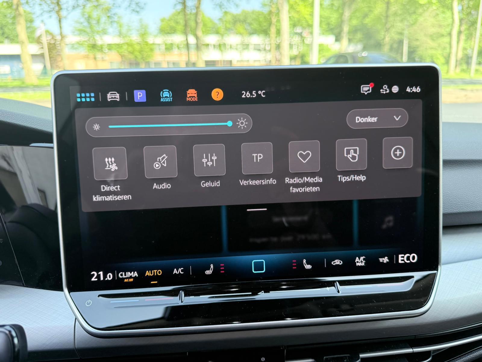 Volkswagen Golf 1.5 eHybrid Life Edition (2025), foto 13