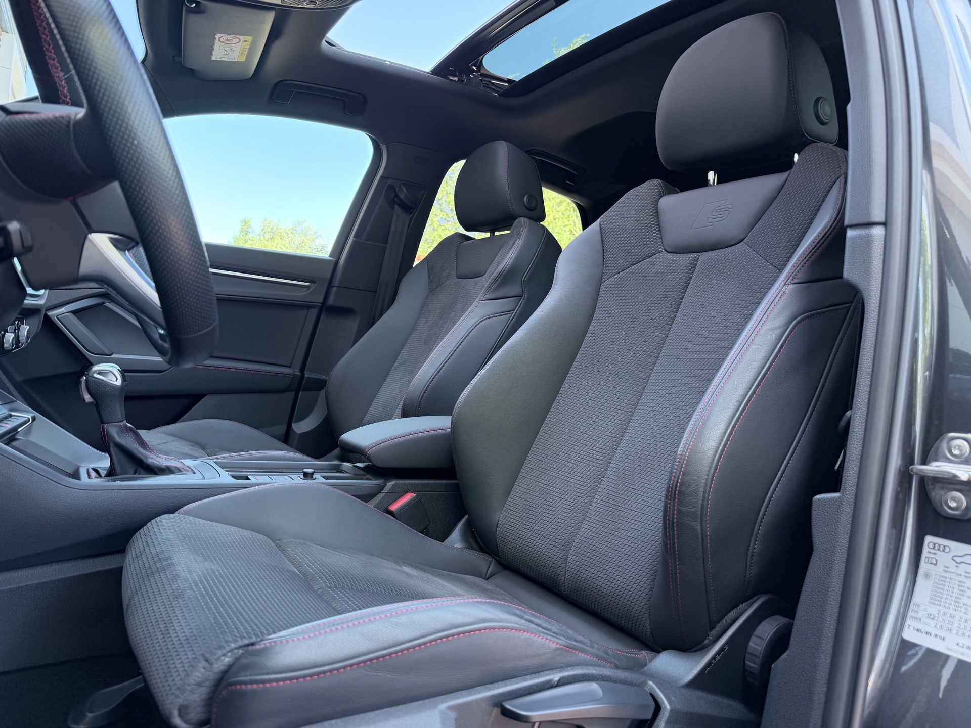 Audi Q3 Sportback 35 TFSI S-Line (2022), foto 11