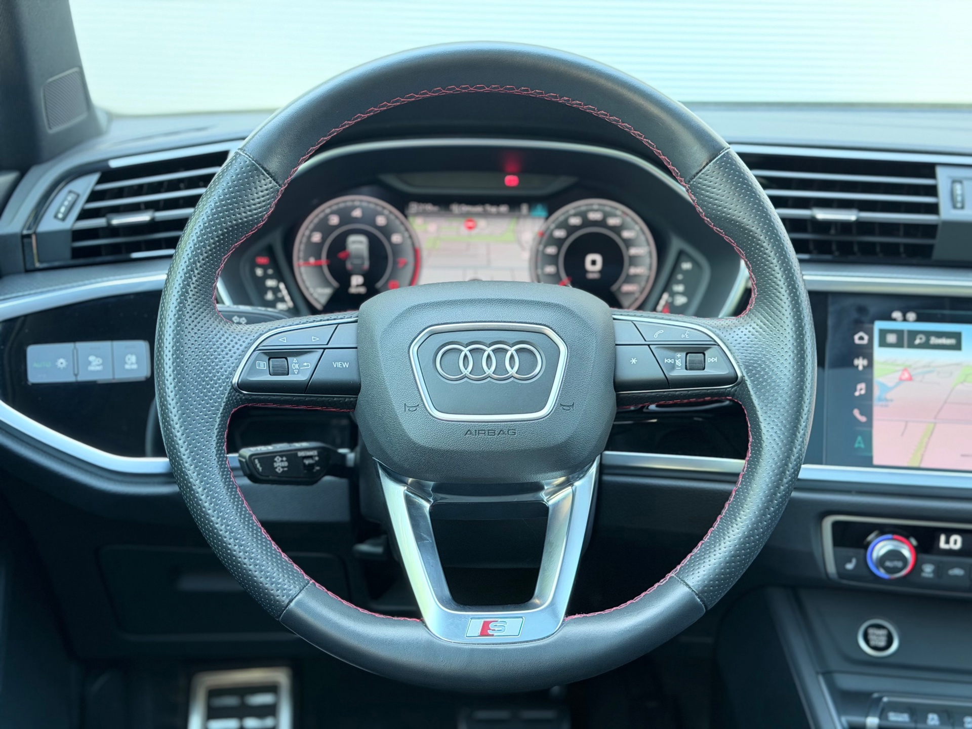 Audi Q3 Sportback 35 TFSI S-Line (2022), foto 13