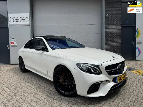 Mercedes-Benz E-klasse 200 AMG-style (2016)