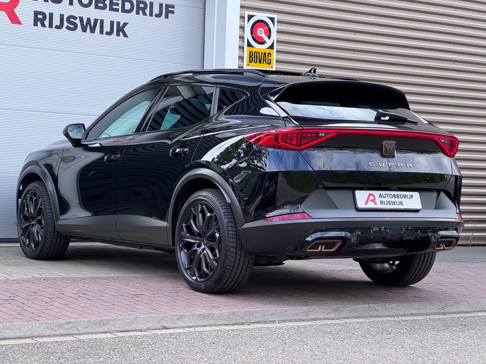 CUPRA Formentor 1.4 e-Hybrid VZ Performance Beats (2023), foto 8