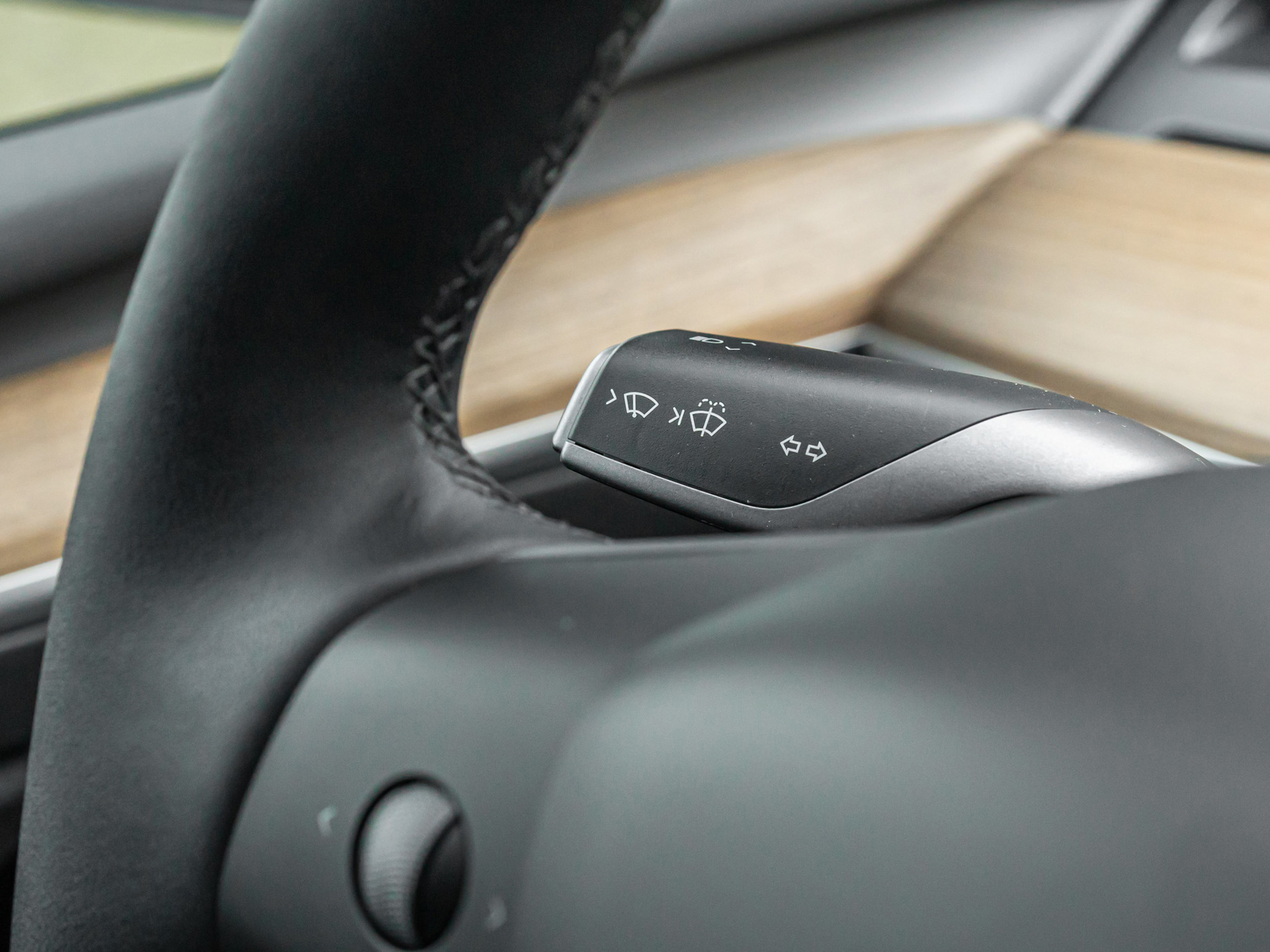 Tesla Model Y Long Range AWD 75 kWh 20"LMV (2021), foto 17