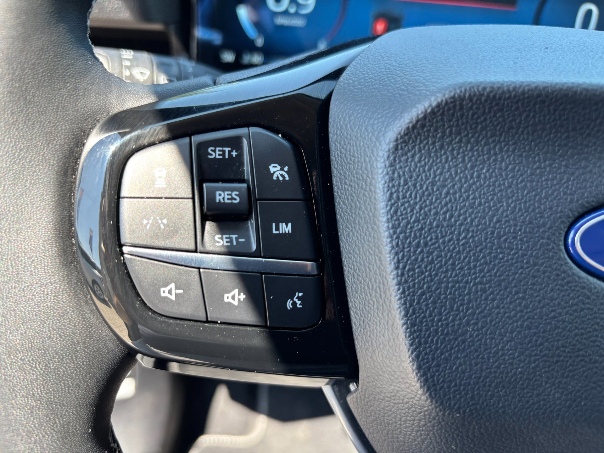 Ford Puma 1.0 EcoBoost Hybrid Titanium CAMERA (2025), foto 20