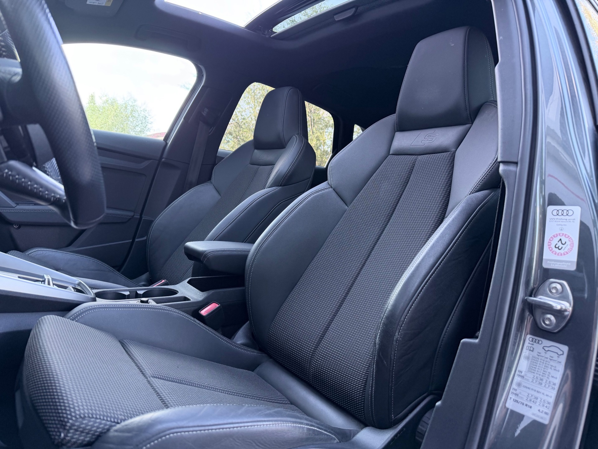 Audi A3 Sportback 35 TFSI S-Line (2020), foto 11